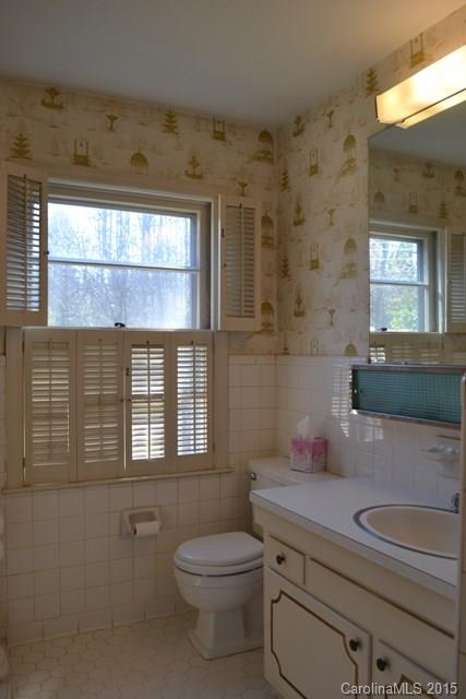 Country Club Estates - Residential