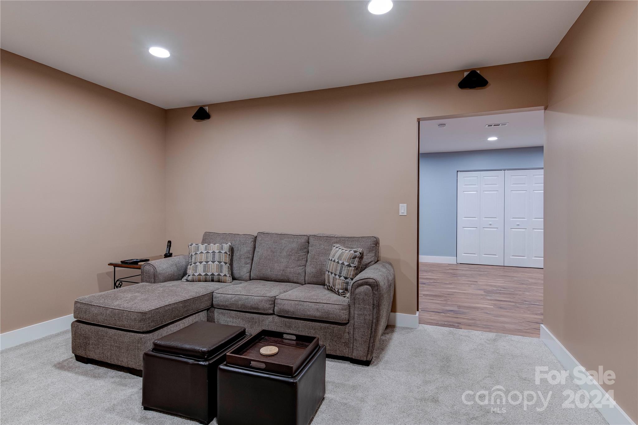 Claru Ridge - Residential