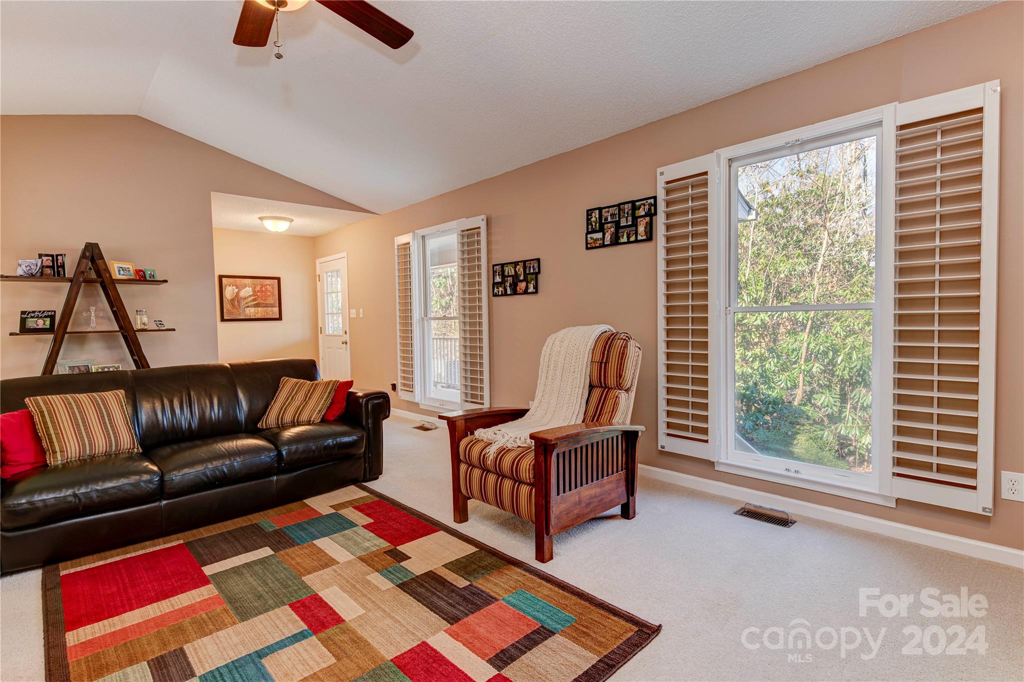 Claru Ridge - Residential