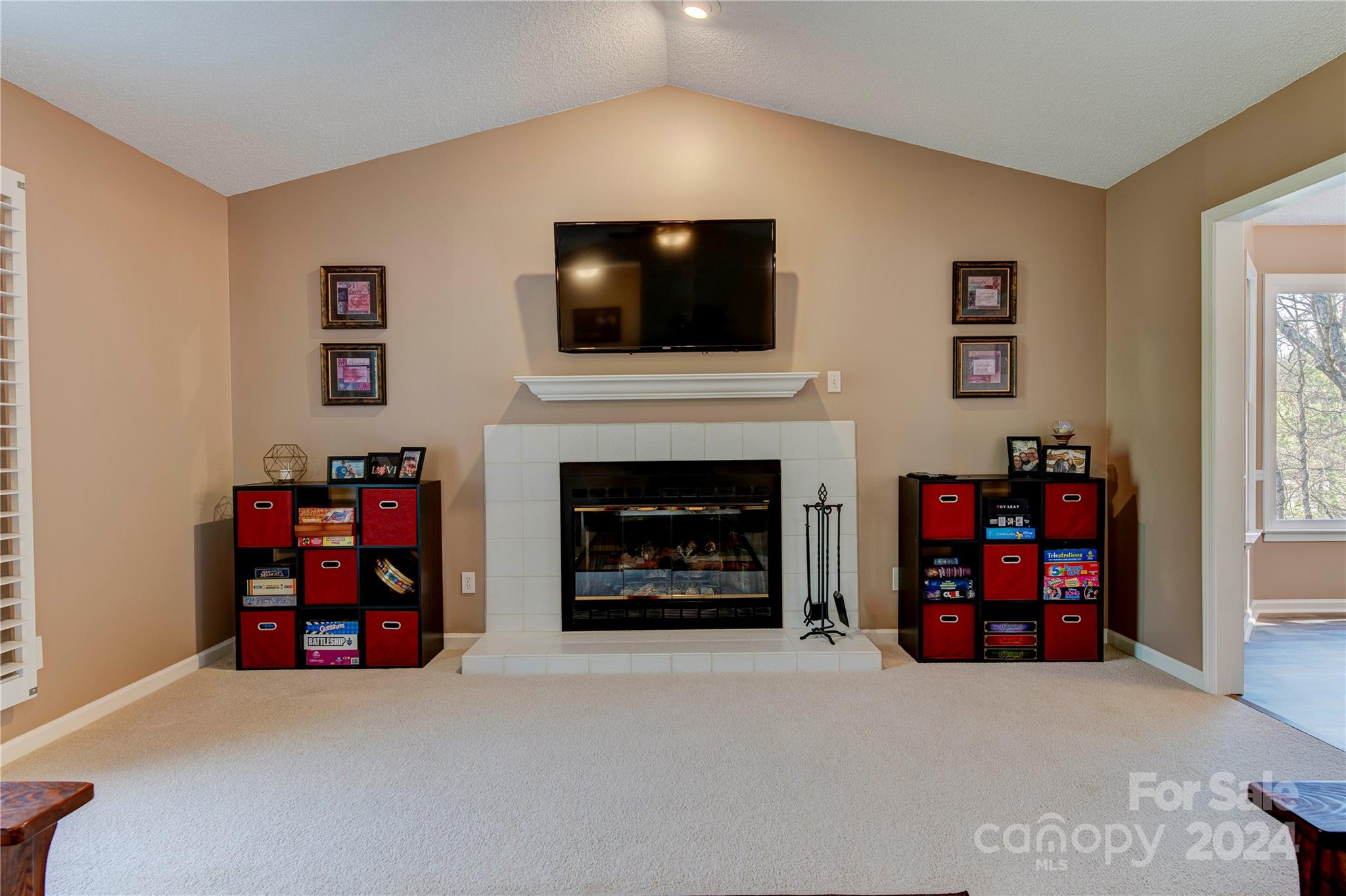 Claru Ridge - Residential