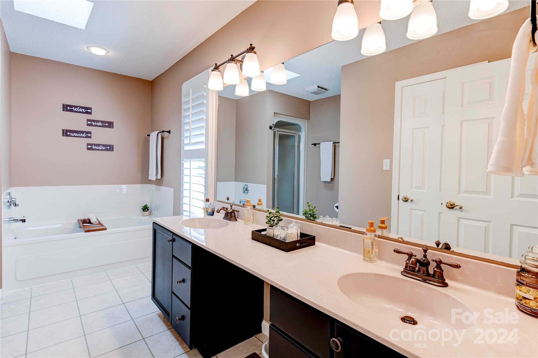 Claru Ridge - Residential