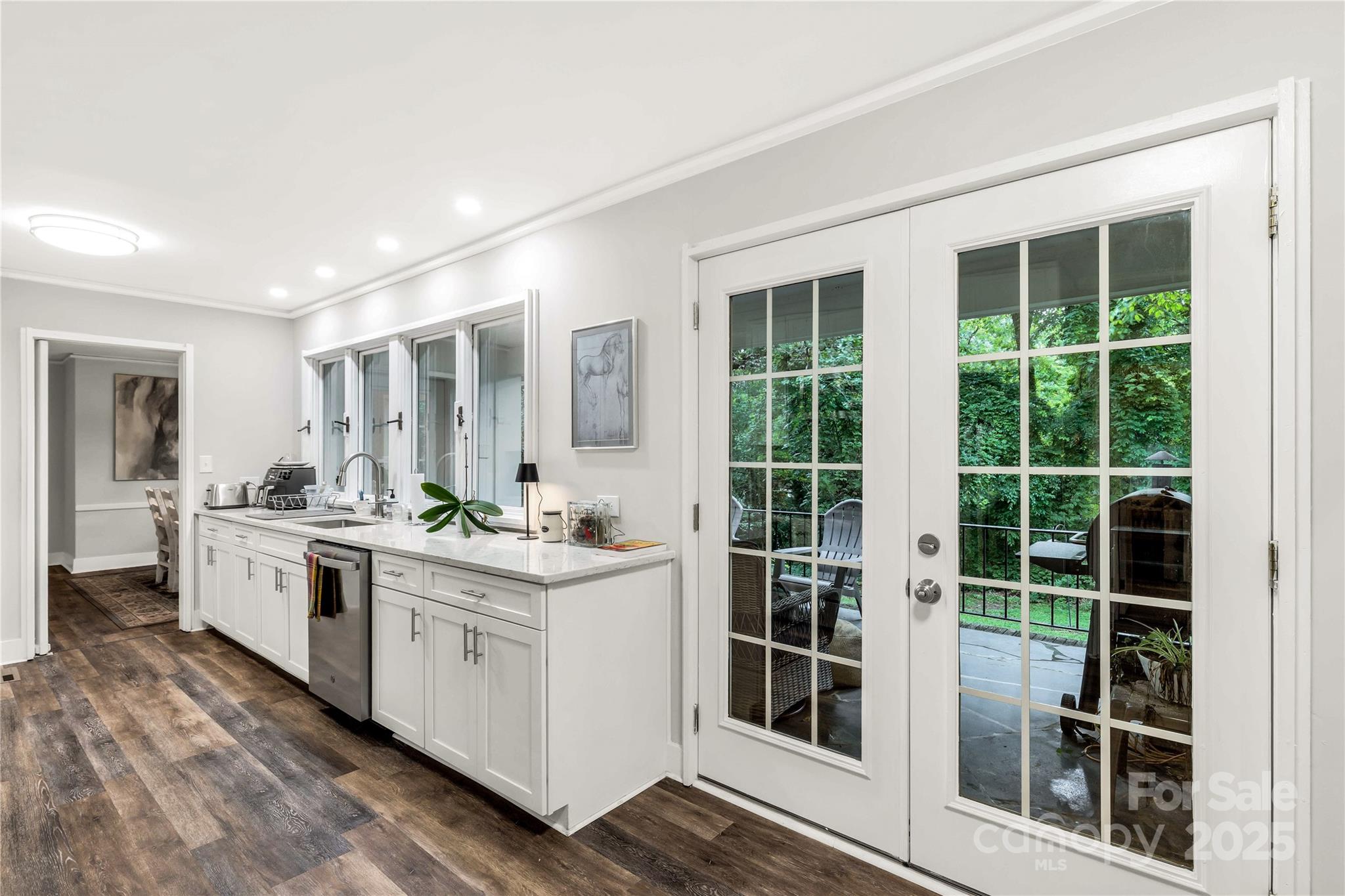 Forest Hills - Residential