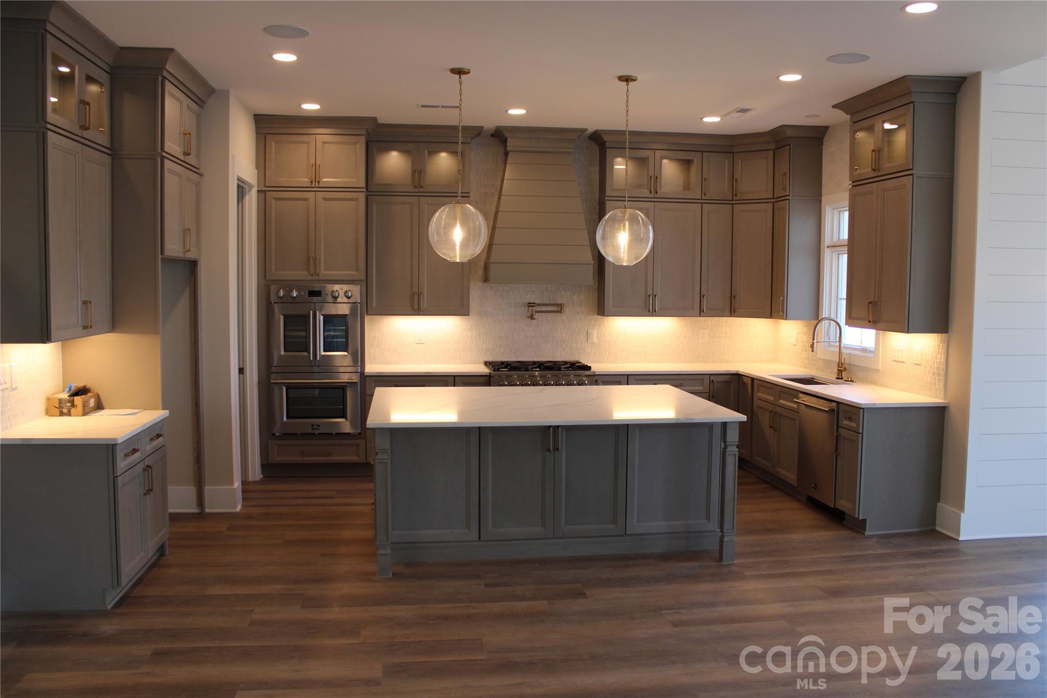 Joslin Pointe - Residential