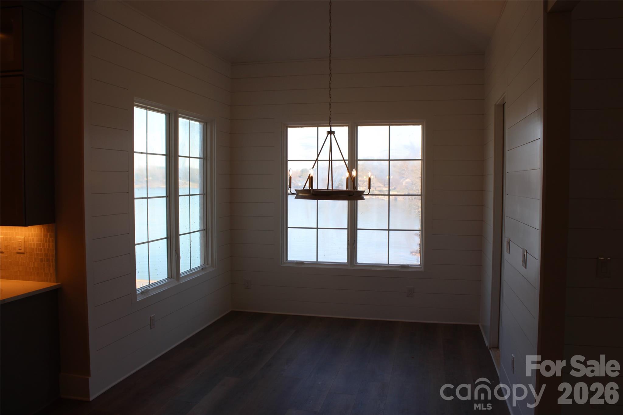 Joslin Pointe - Residential