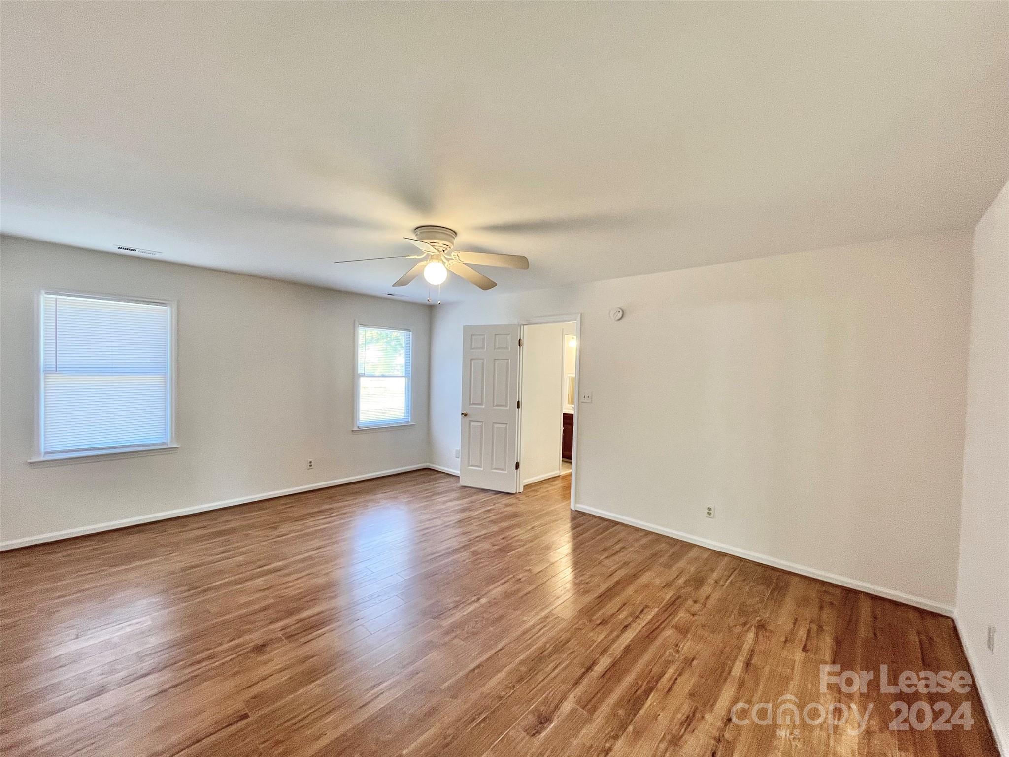 Point Crossing - Residential Lease