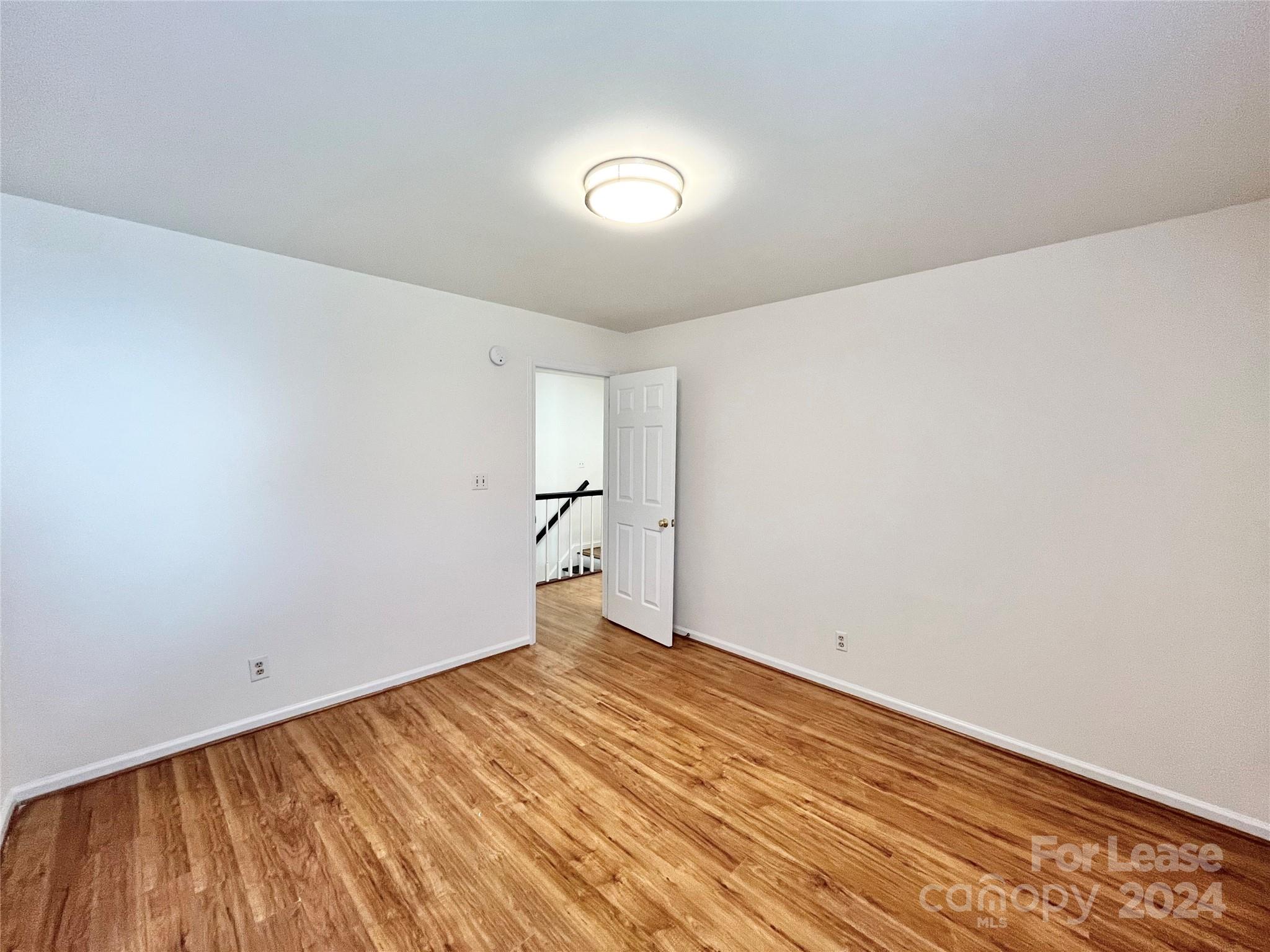 Point Crossing - Residential Lease