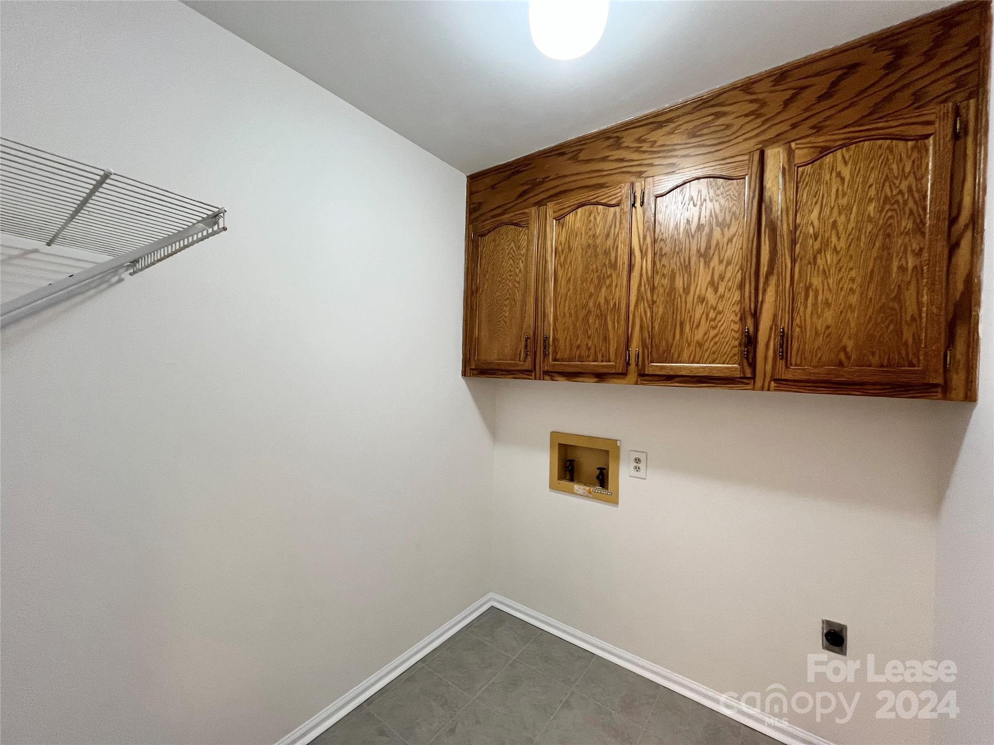 Point Crossing - Residential Lease