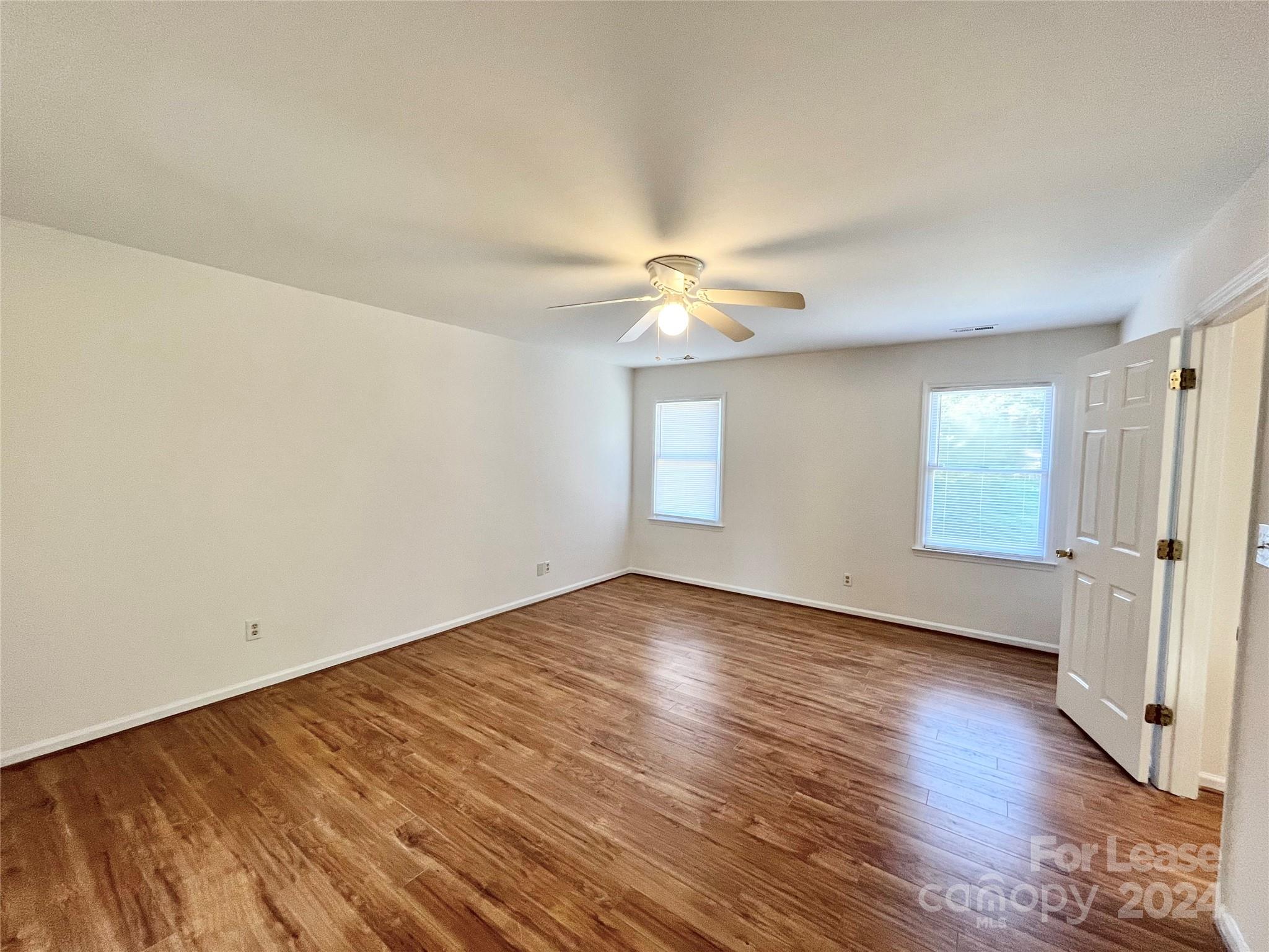 Point Crossing - Residential Lease