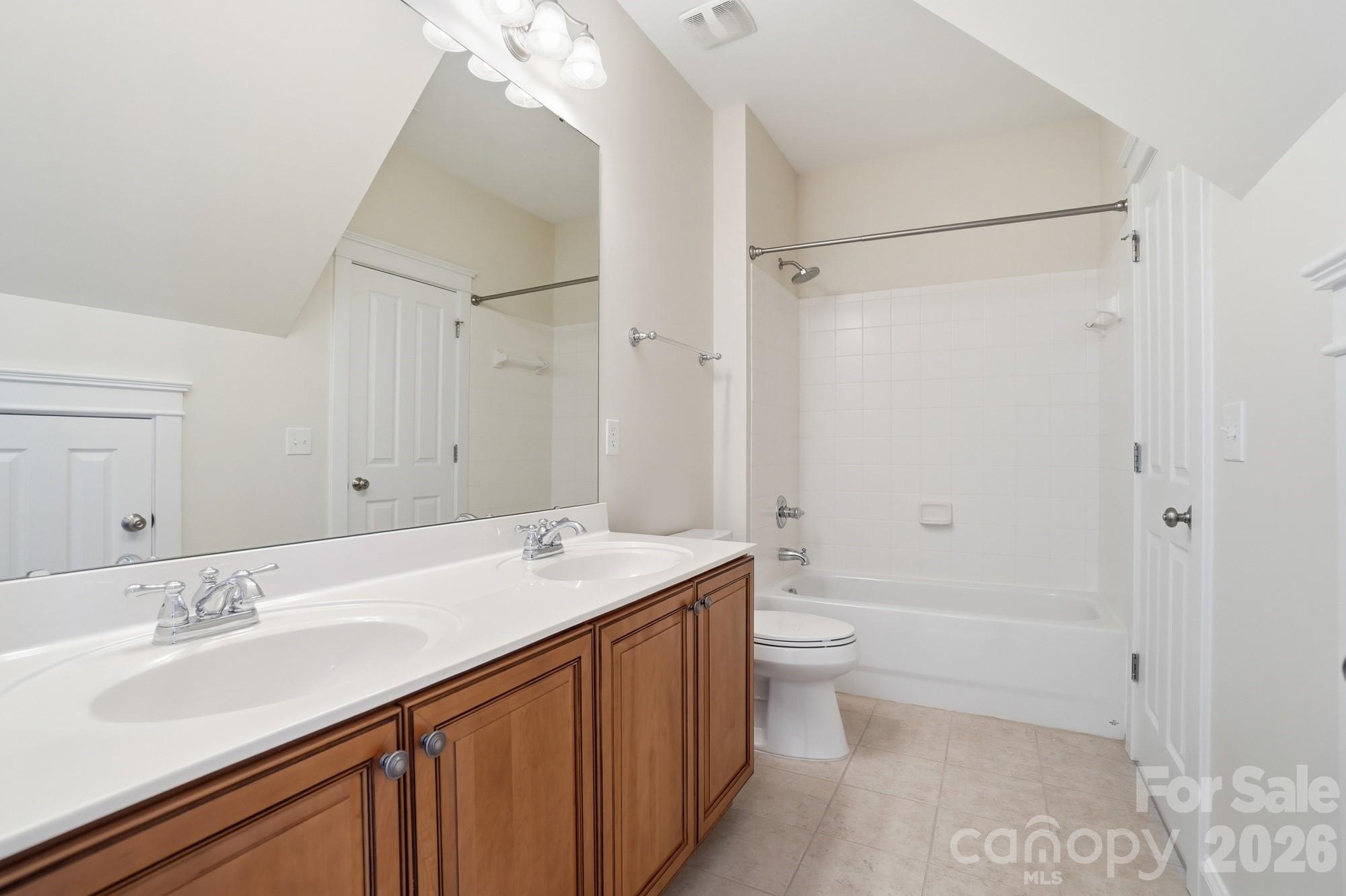 Davidson Pointe - Residential