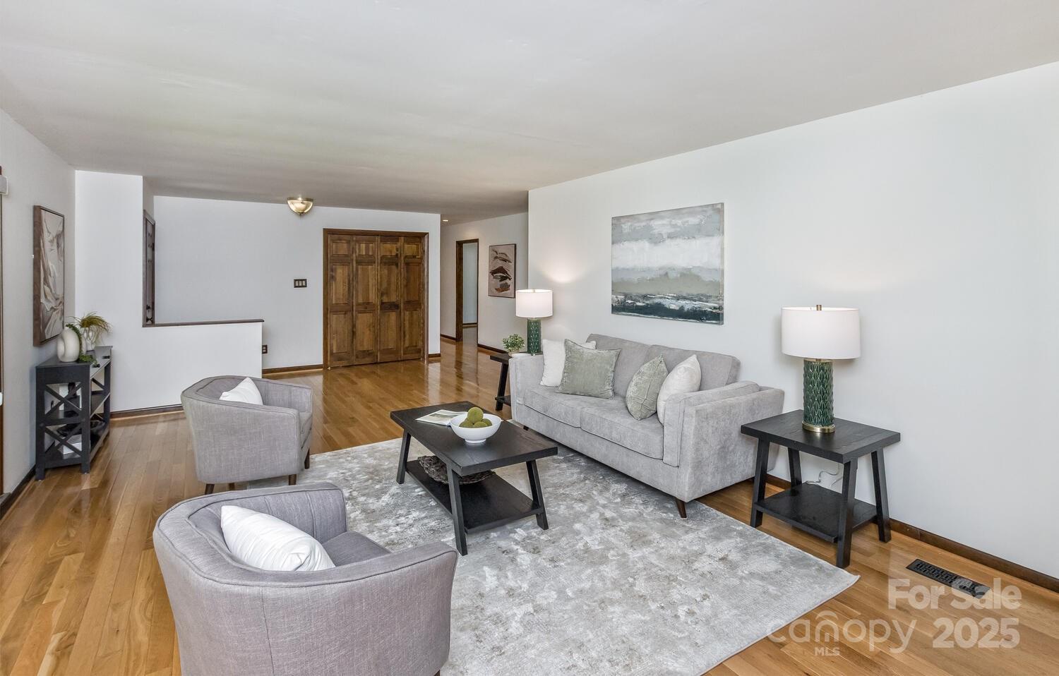27 Glen Crest Drive