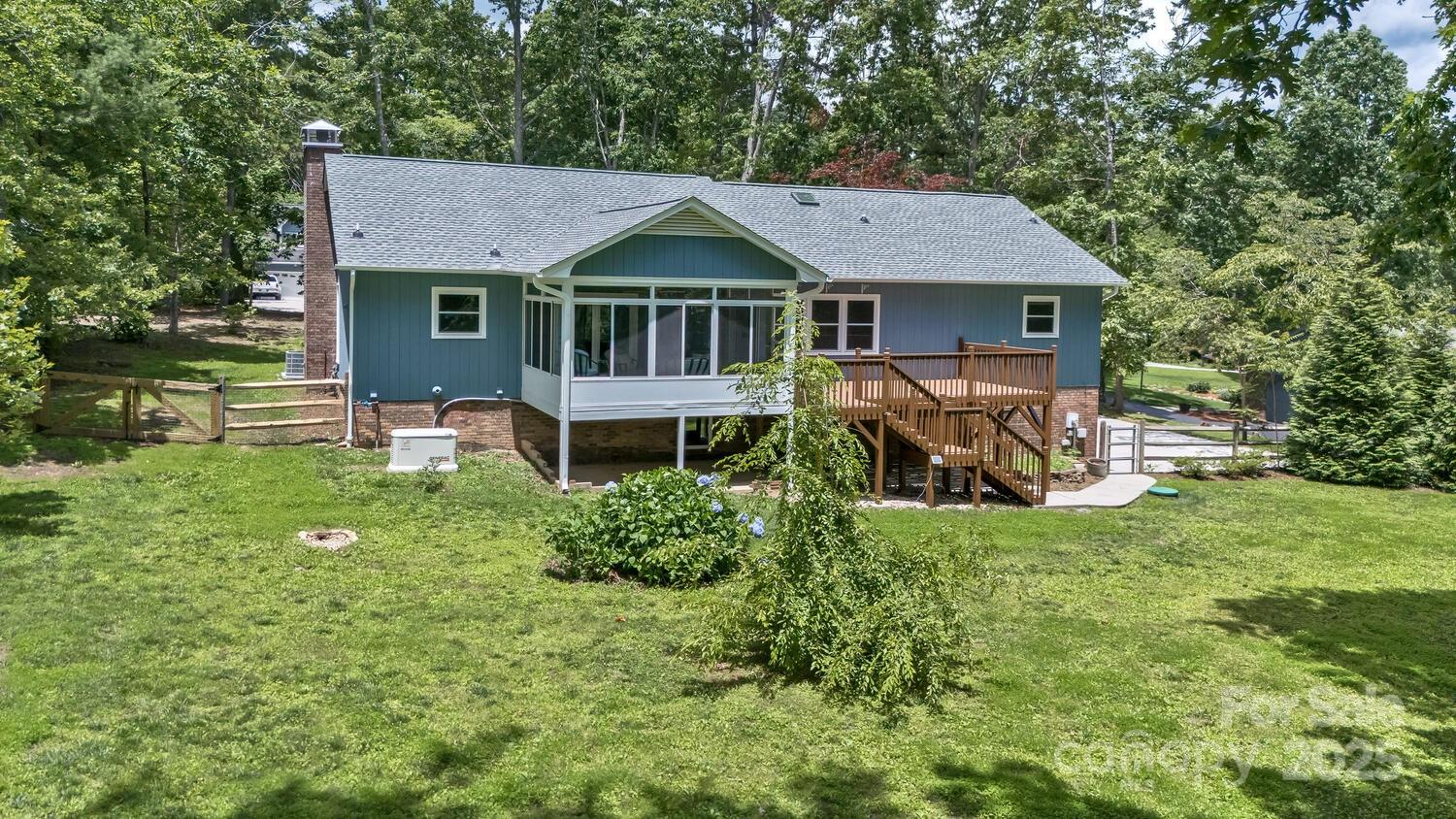 27 Glen Crest Drive