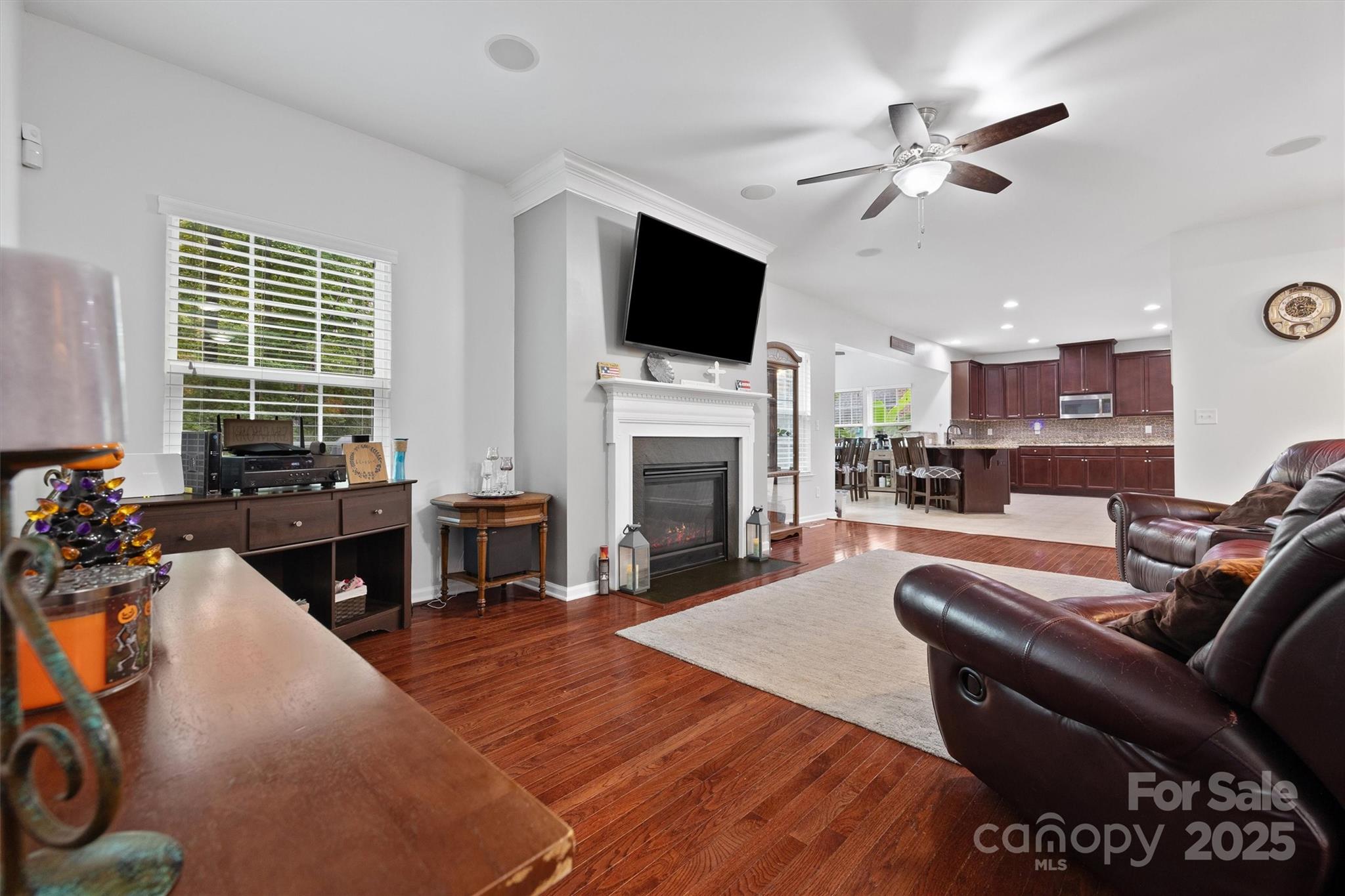 Norman Pointe - Residential