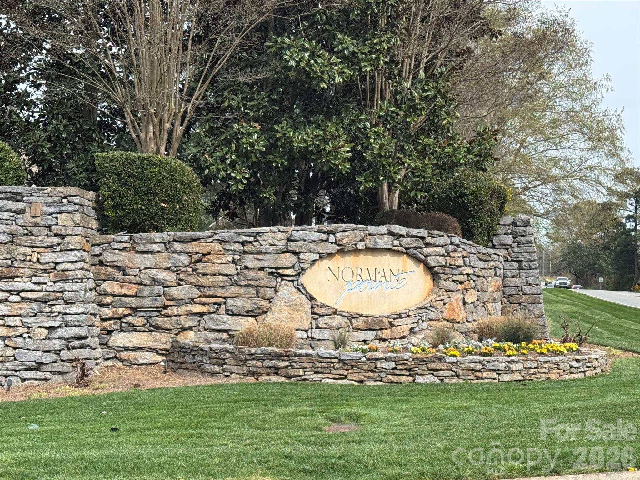 Norman Pointe - Residential