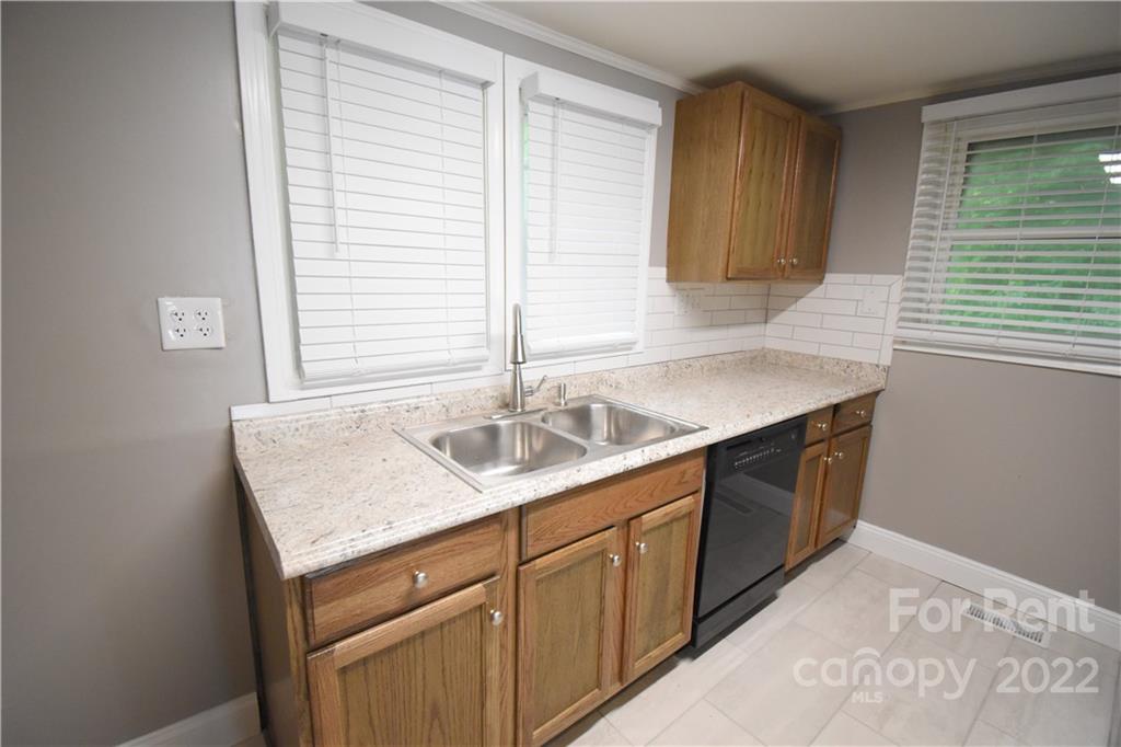 Woodland Park - Residential Lease