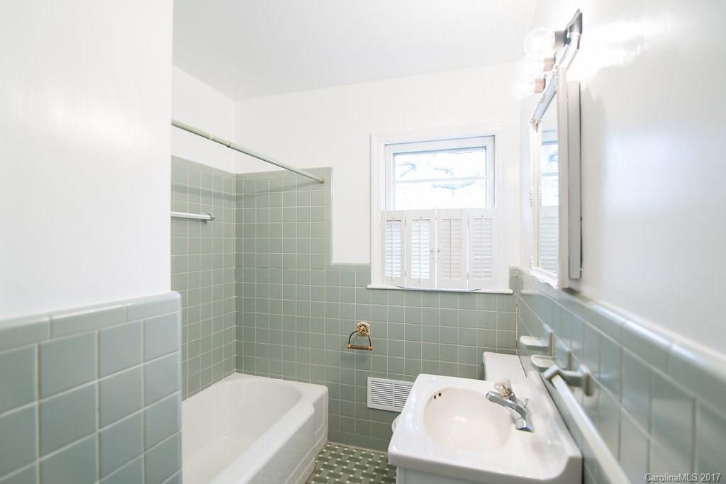 Country Club Estates - Residential