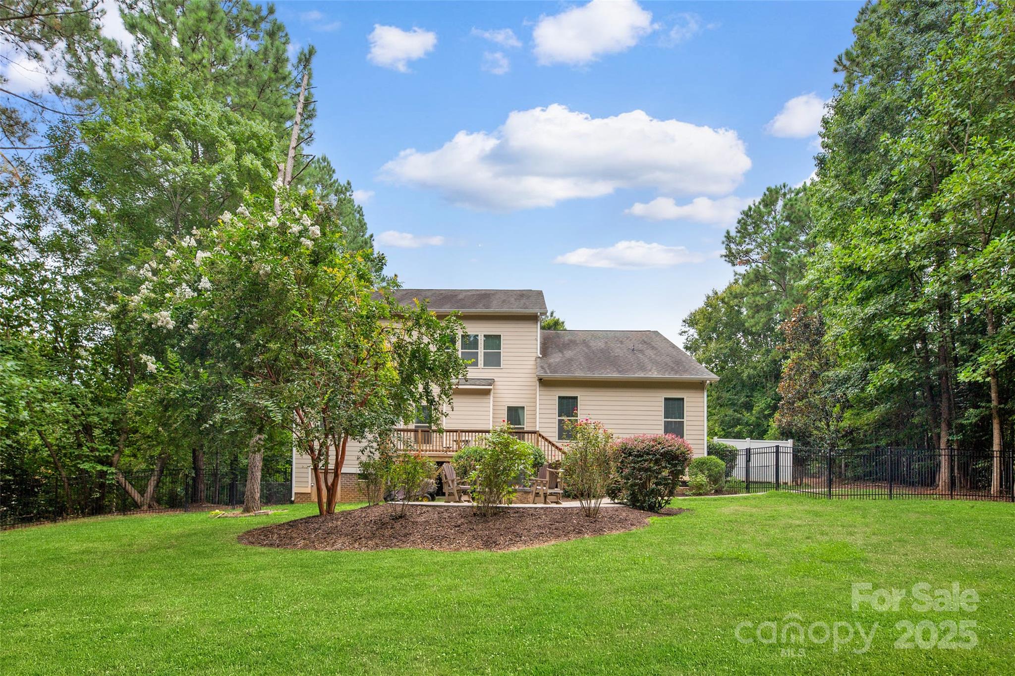 2103 Saddleridge Drive