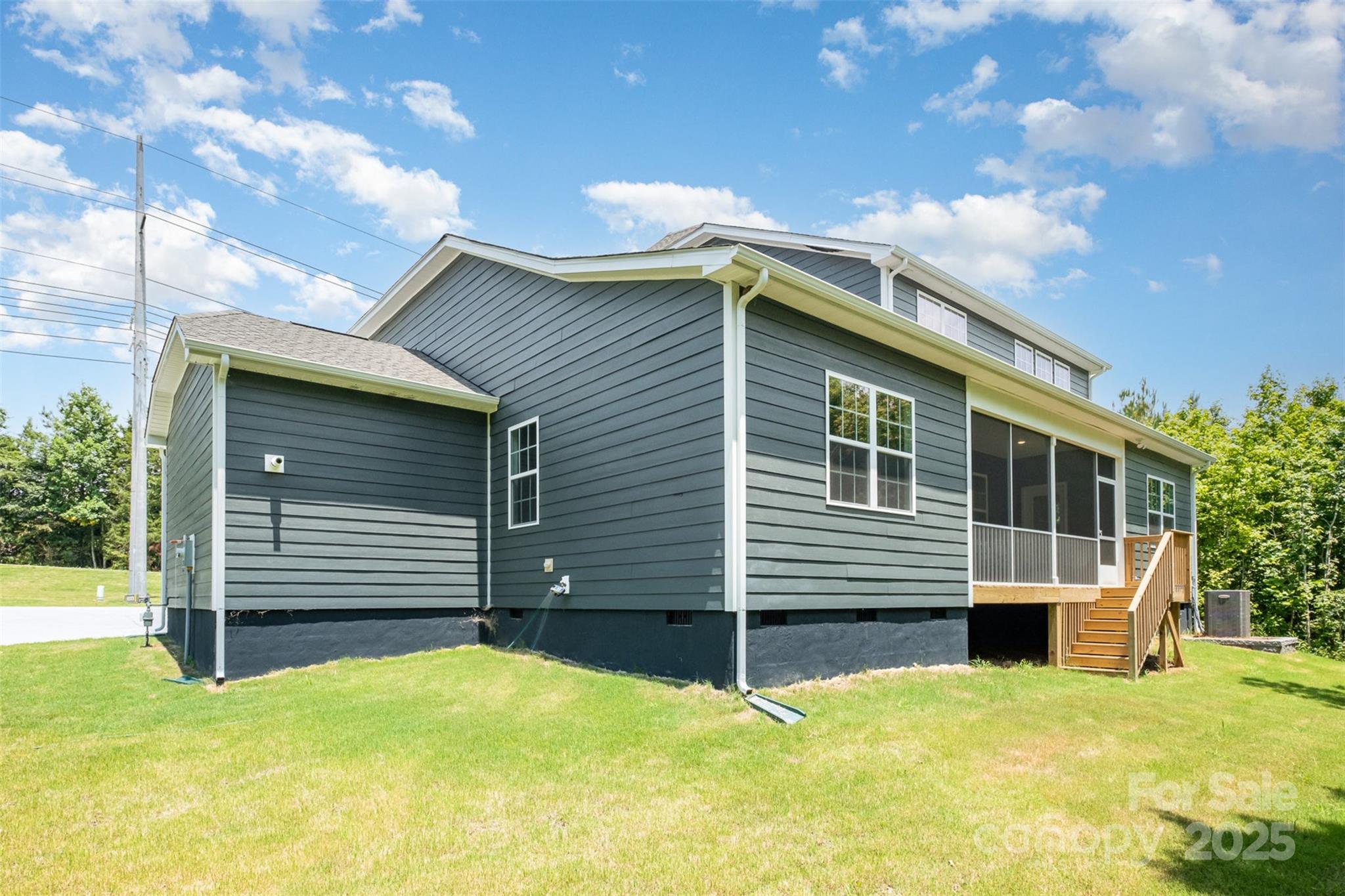 Waxhaw, North Carolina 28173, United States, 5 Bedrooms Bedrooms, ,5 BathroomsBathrooms,Residential,Under Contract,100228