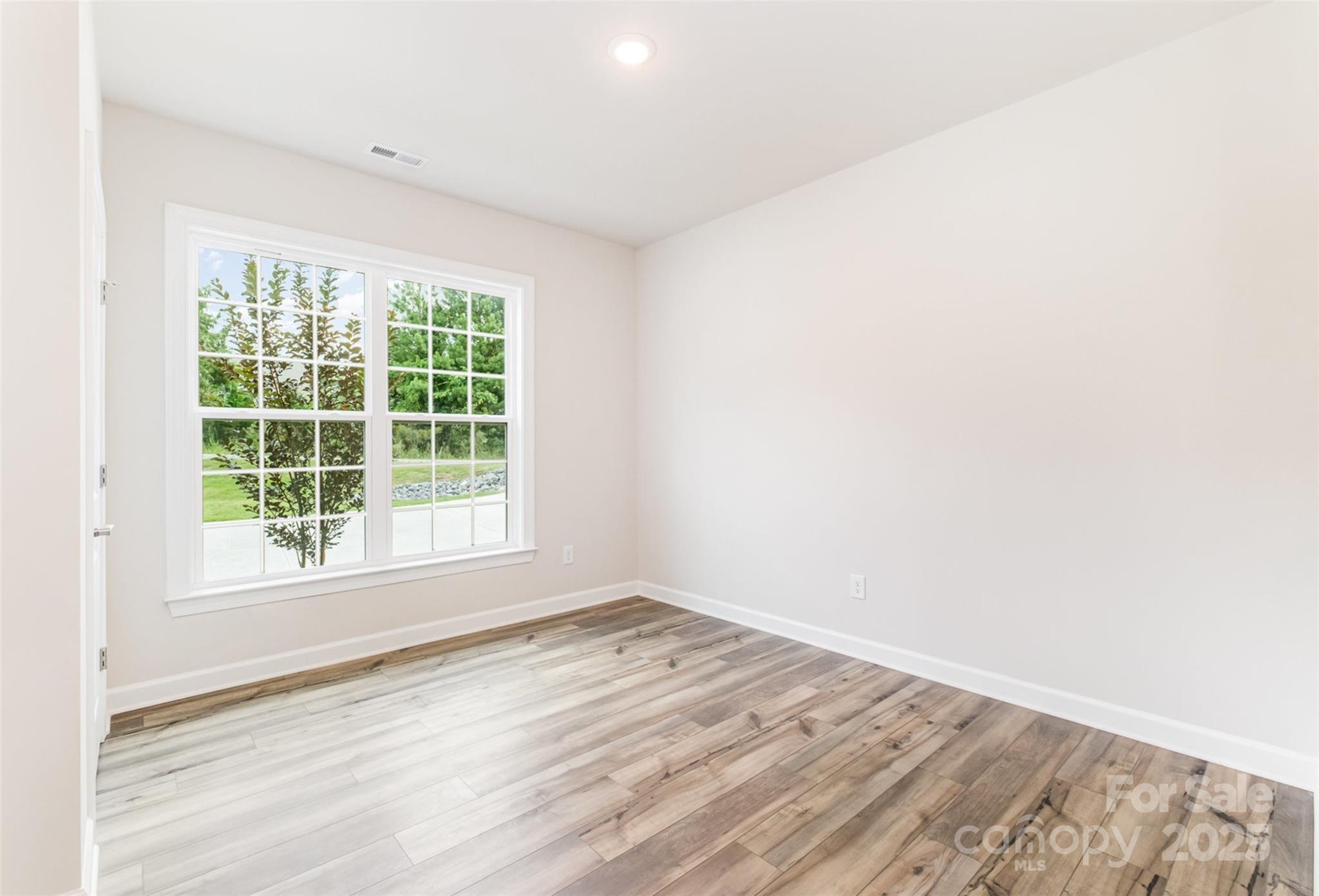 Waxhaw, North Carolina 28173, United States, 5 Bedrooms Bedrooms, ,5 BathroomsBathrooms,Residential,Under Contract,100228