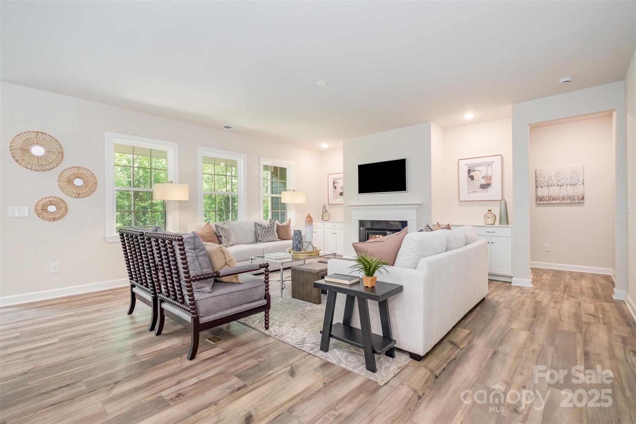 Waxhaw, North Carolina 28173, United States, 5 Bedrooms Bedrooms, ,5 BathroomsBathrooms,Residential,Under Contract,100228