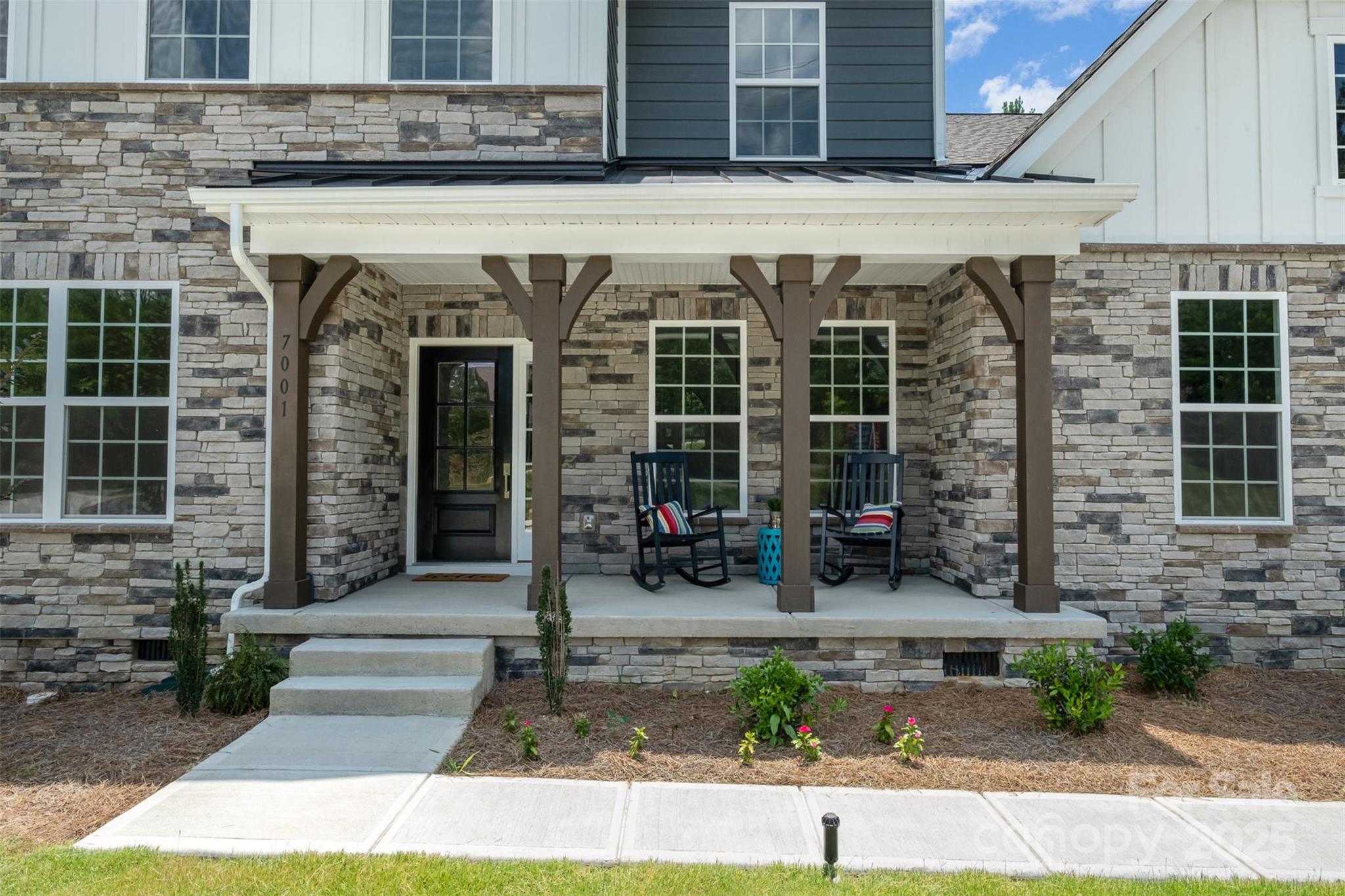 Waxhaw, North Carolina 28173, United States, 5 Bedrooms Bedrooms, ,5 BathroomsBathrooms,Residential,Under Contract,100228