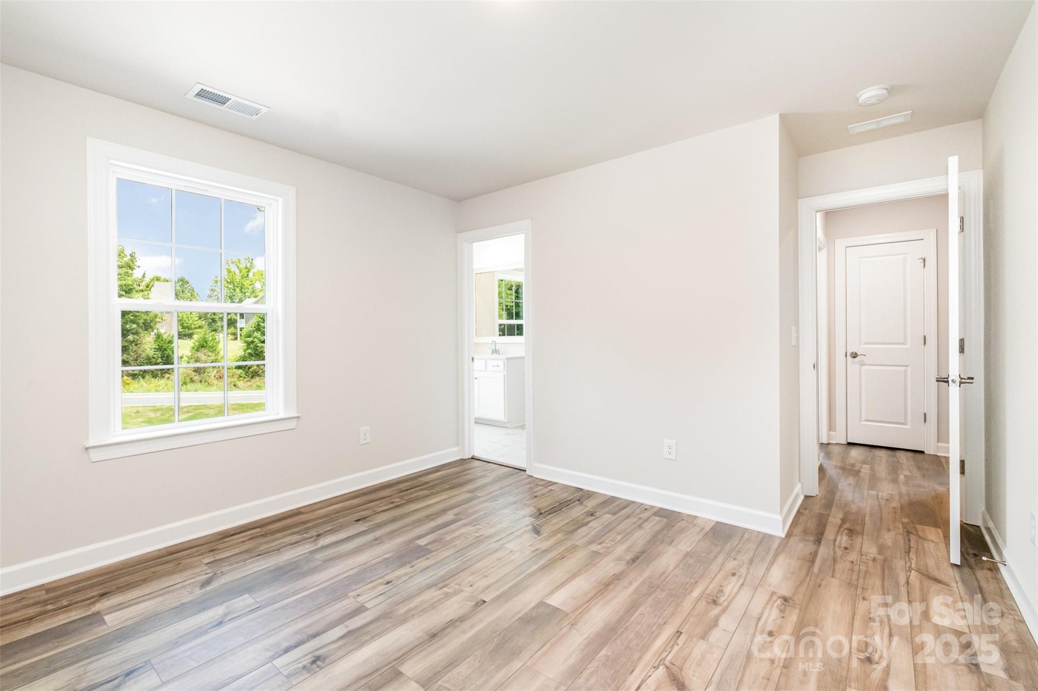 Waxhaw, North Carolina 28173, United States, 5 Bedrooms Bedrooms, ,5 BathroomsBathrooms,Residential,Under Contract,100228