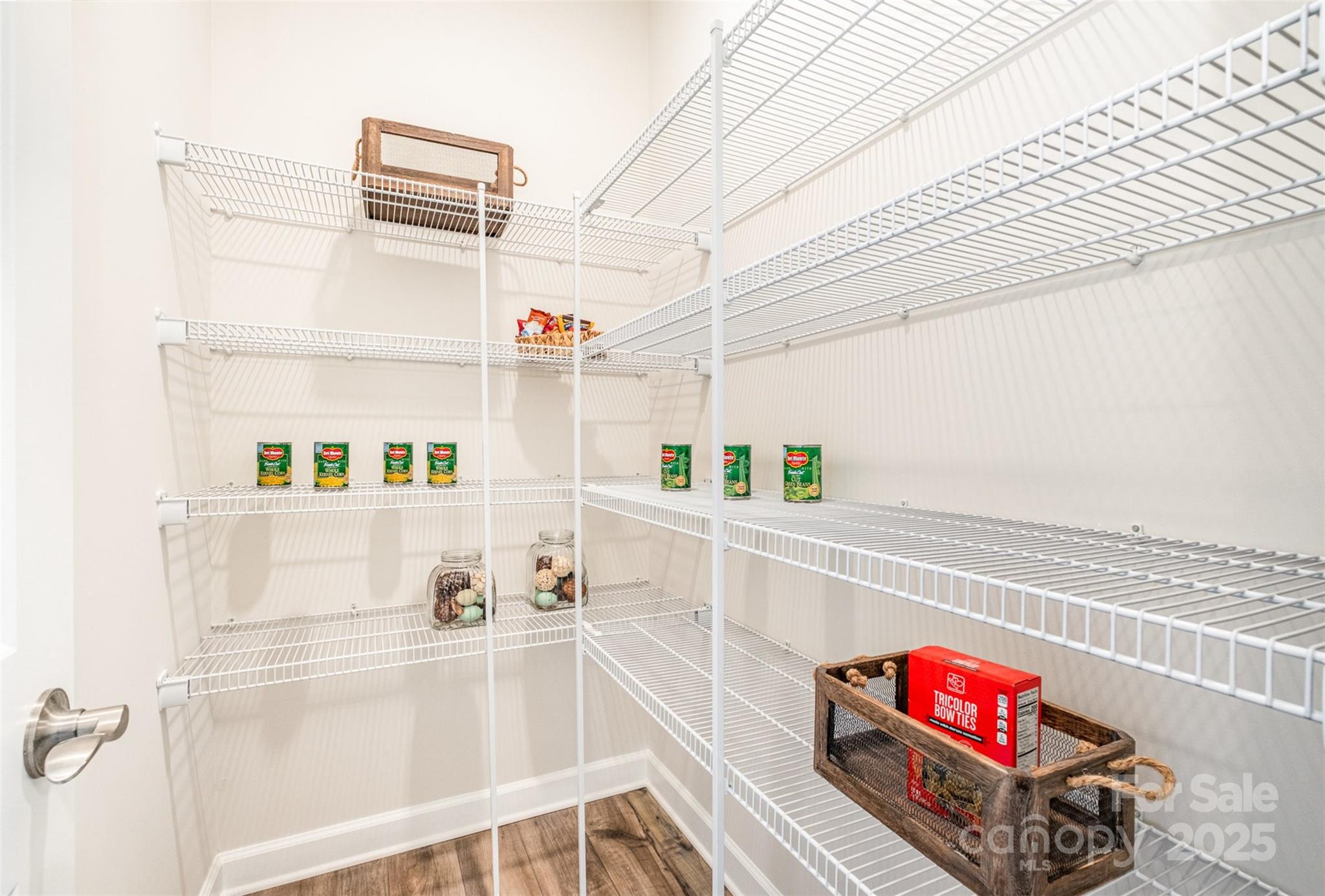 Waxhaw, North Carolina 28173, United States, 5 Bedrooms Bedrooms, ,5 BathroomsBathrooms,Residential,Under Contract,100228