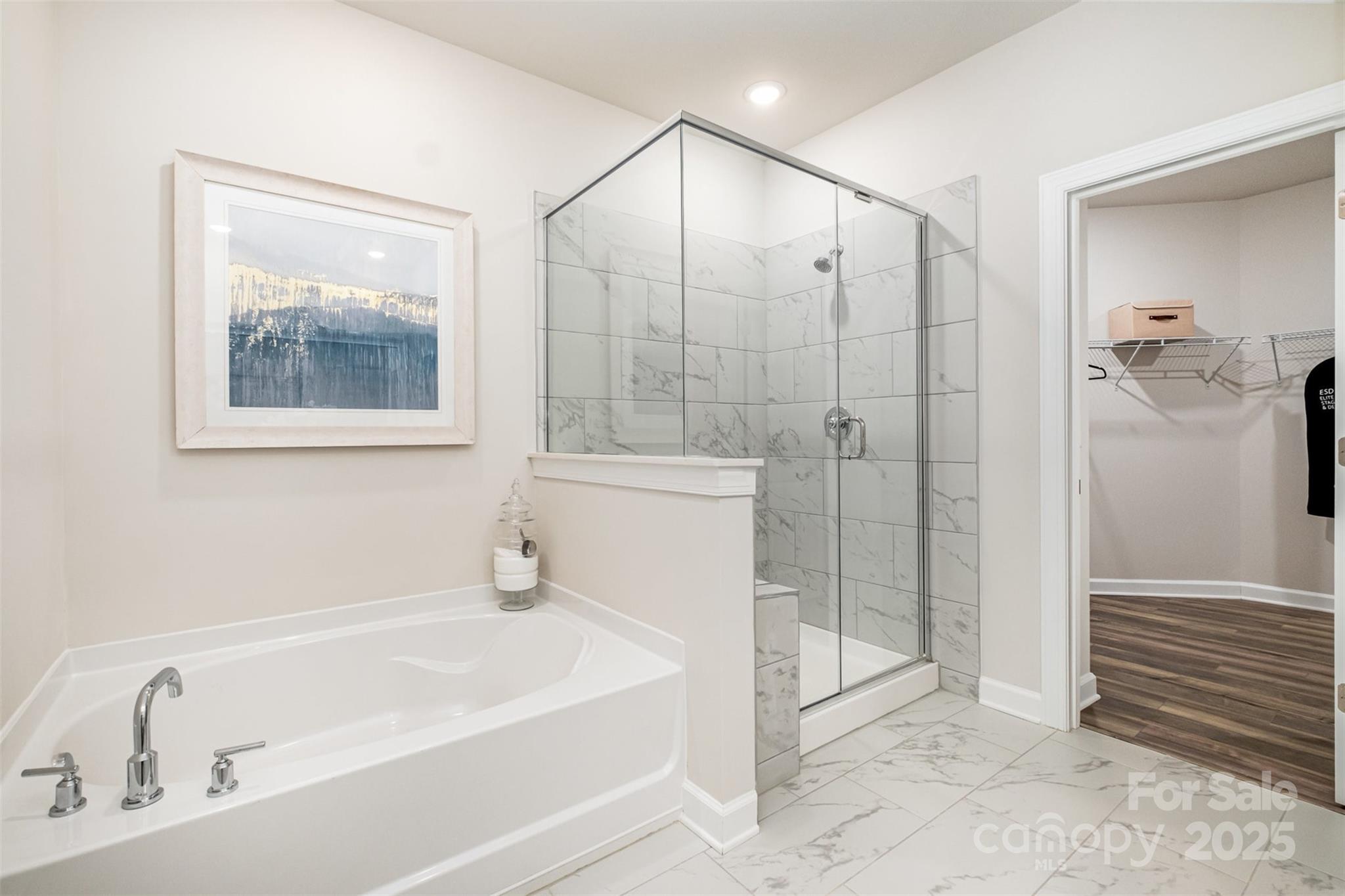 Waxhaw, North Carolina 28173, United States, 5 Bedrooms Bedrooms, ,5 BathroomsBathrooms,Residential,Under Contract,100228