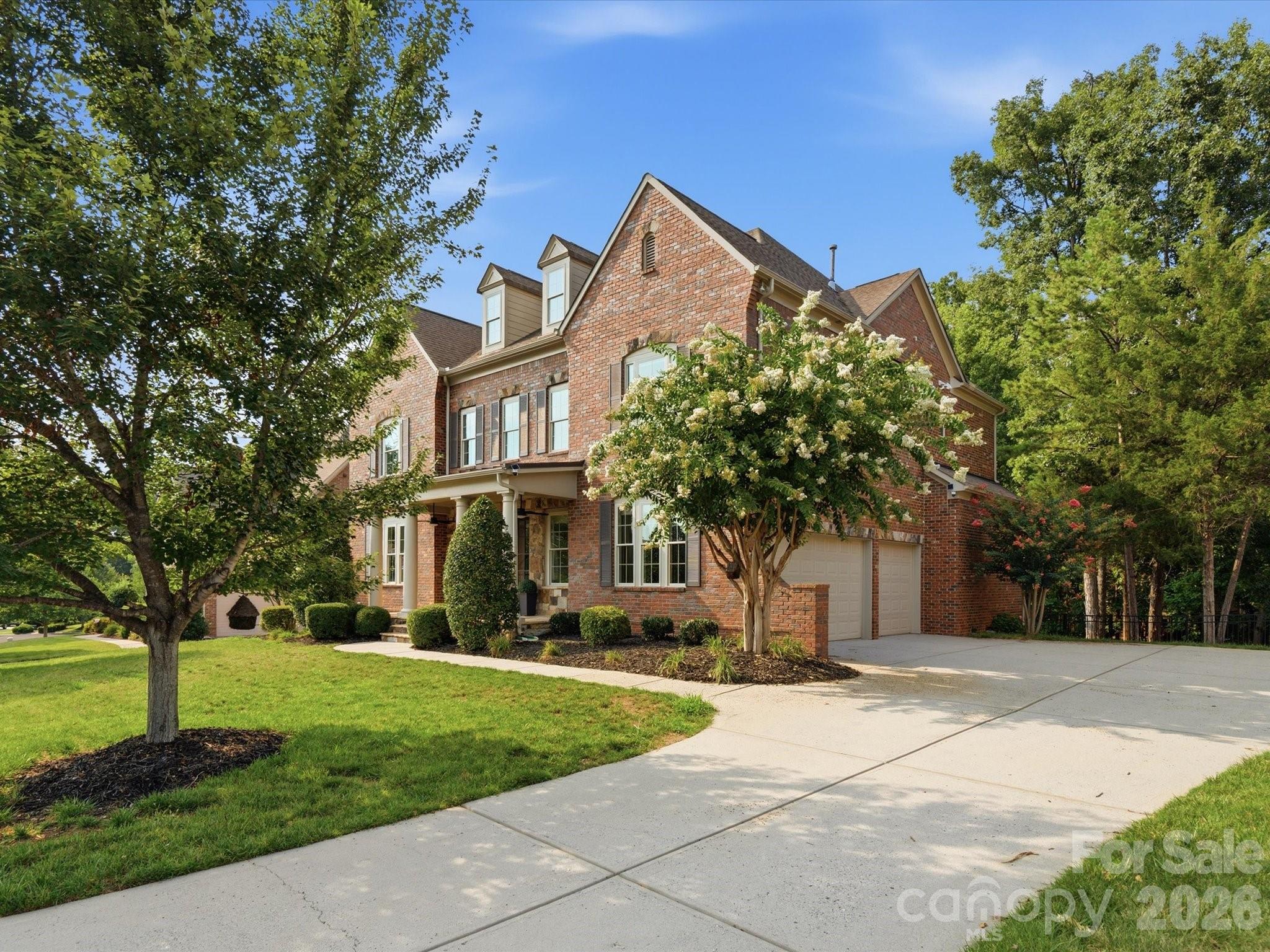 1004 Viscount Drive
