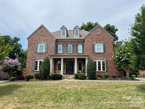 Photo of 1004 Viscount Drive, Matthews, NC 28104 (MLS # 4404468)