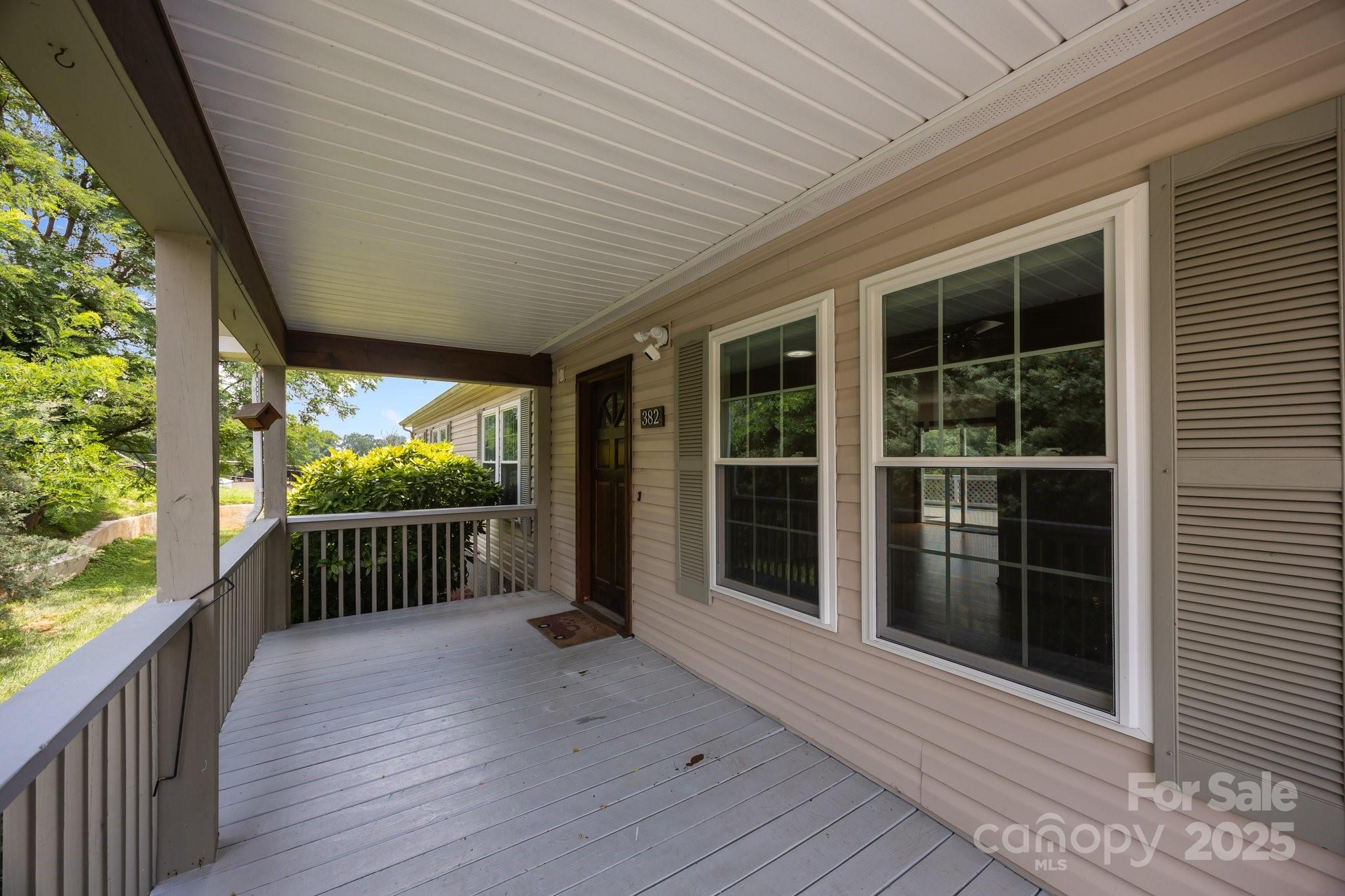 382 Onteora Boulevard