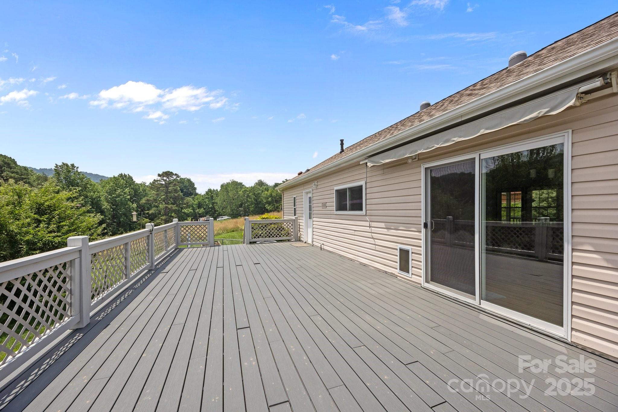 382 Onteora Boulevard