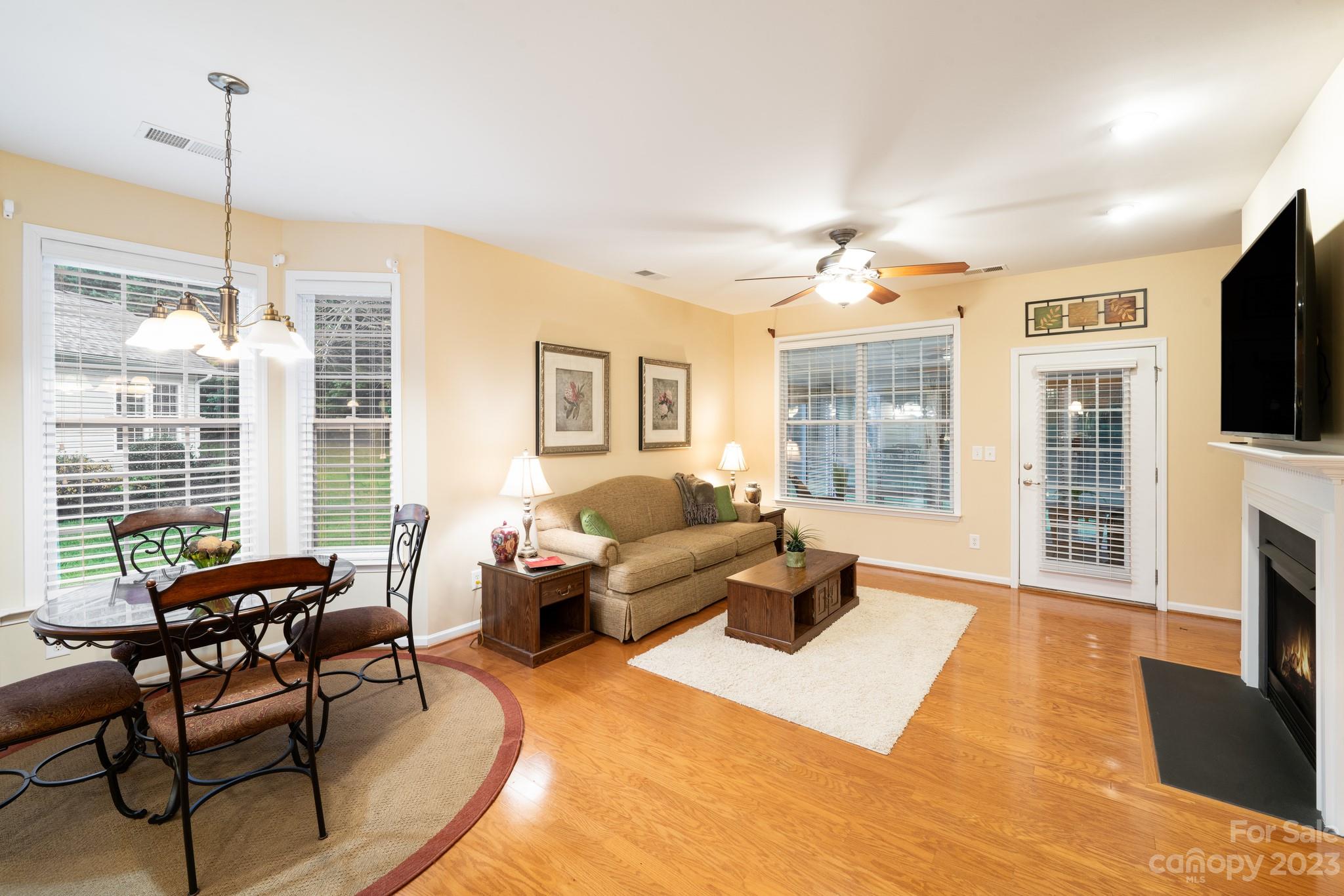 Four Seasons At Gold Hill - Residential