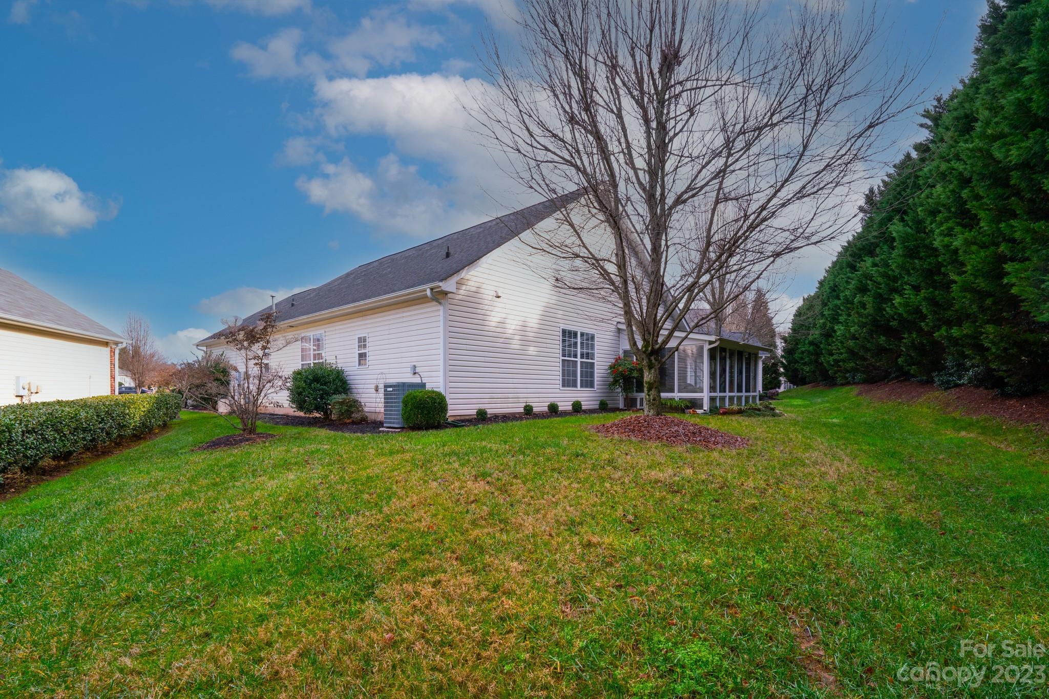 Four Seasons At Gold Hill - Residential