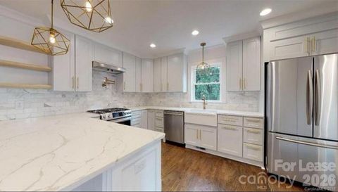 Photo of 1238 Yale Place, Charlotte, NC 28209 (MLS # 4343329)