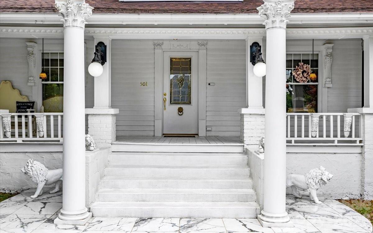 501 W 2nd Avenue
