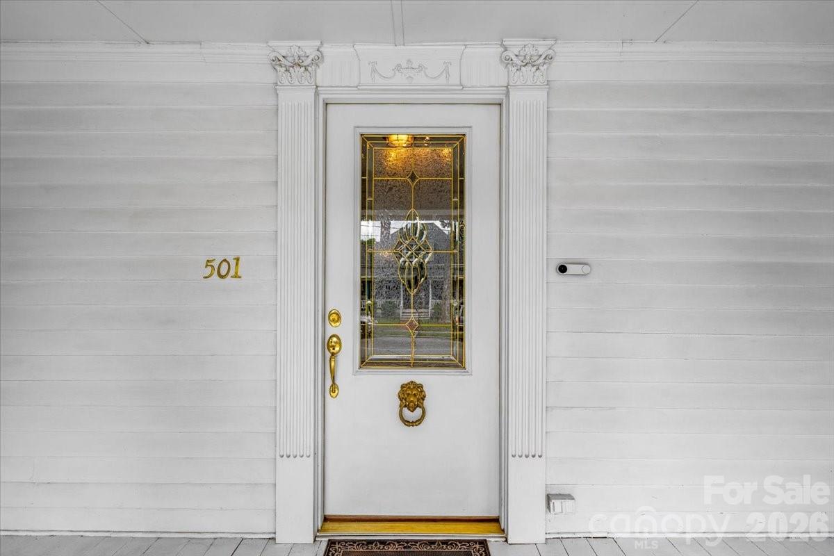 501 W 2nd Avenue