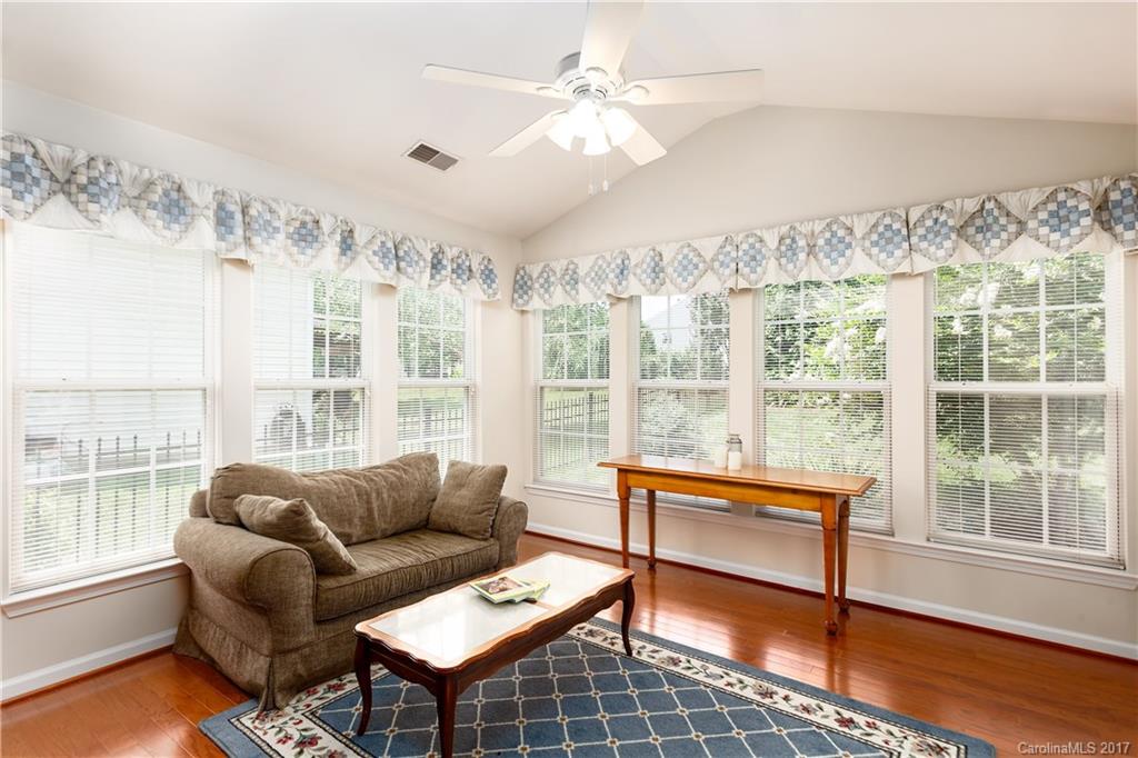 Glen Laurel - Residential