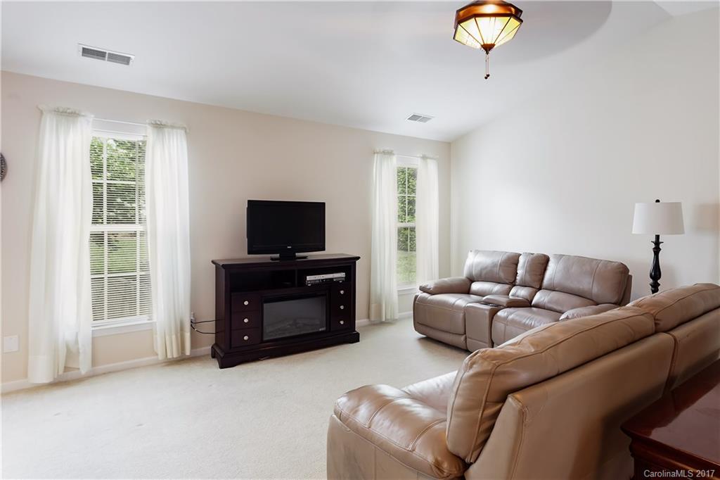 Glen Laurel - Residential