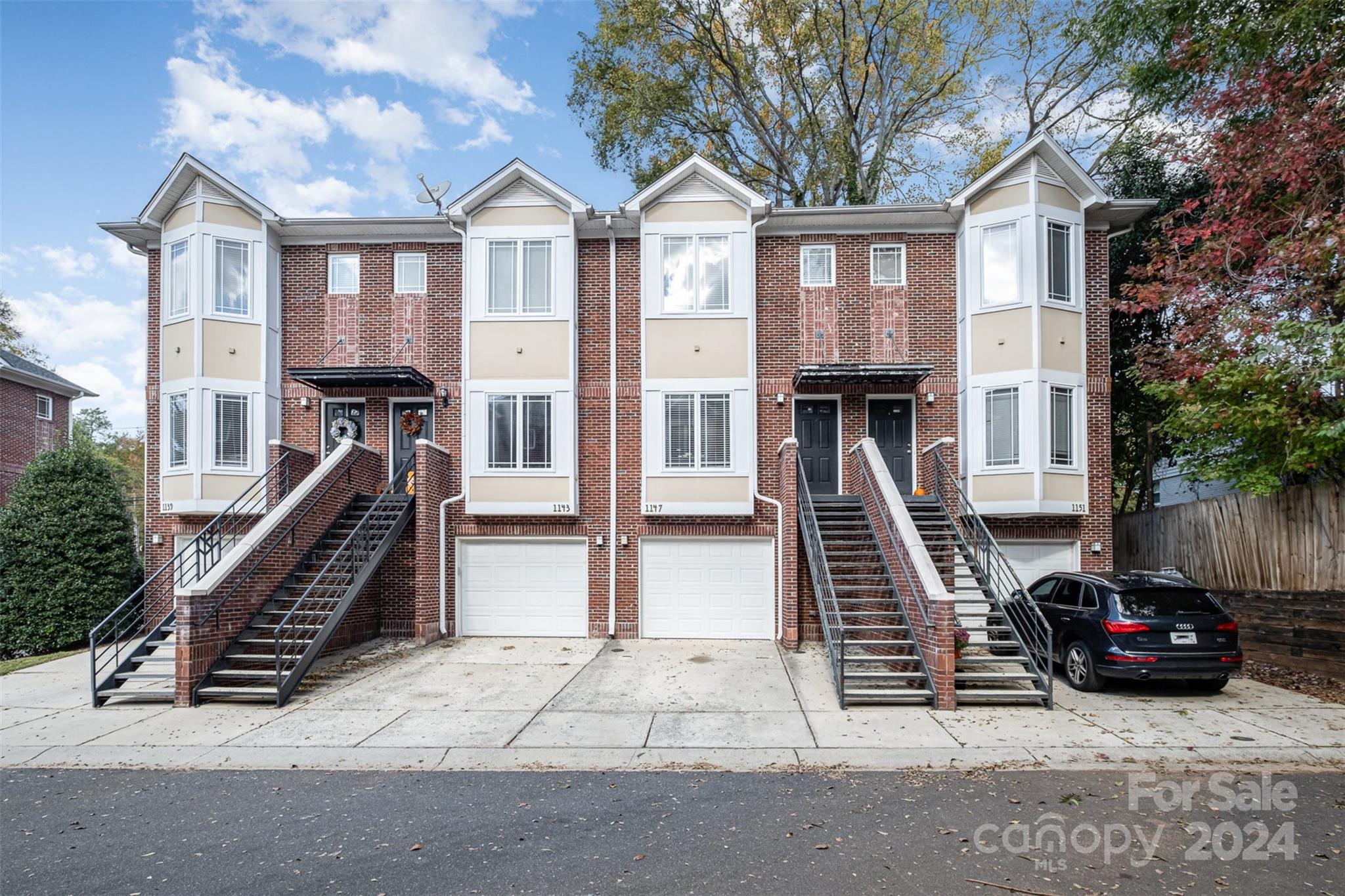 Preston Townhomes - Residential