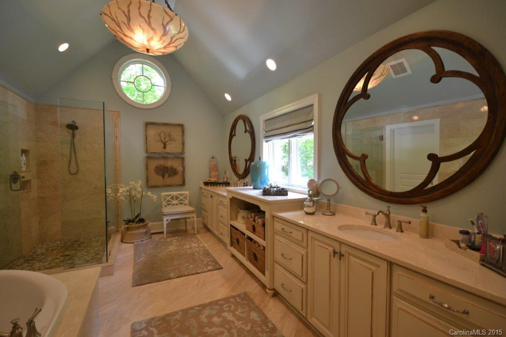 Laurelwood Club Estates - Residential