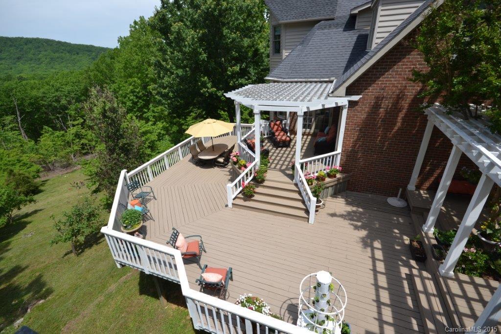 Laurelwood Club Estates - Residential
