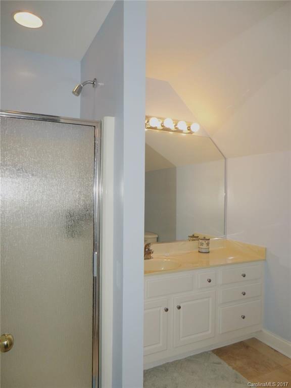 The Lakes At Derby Downs - Residential