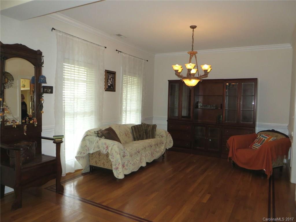 The Lakes At Derby Downs - Residential