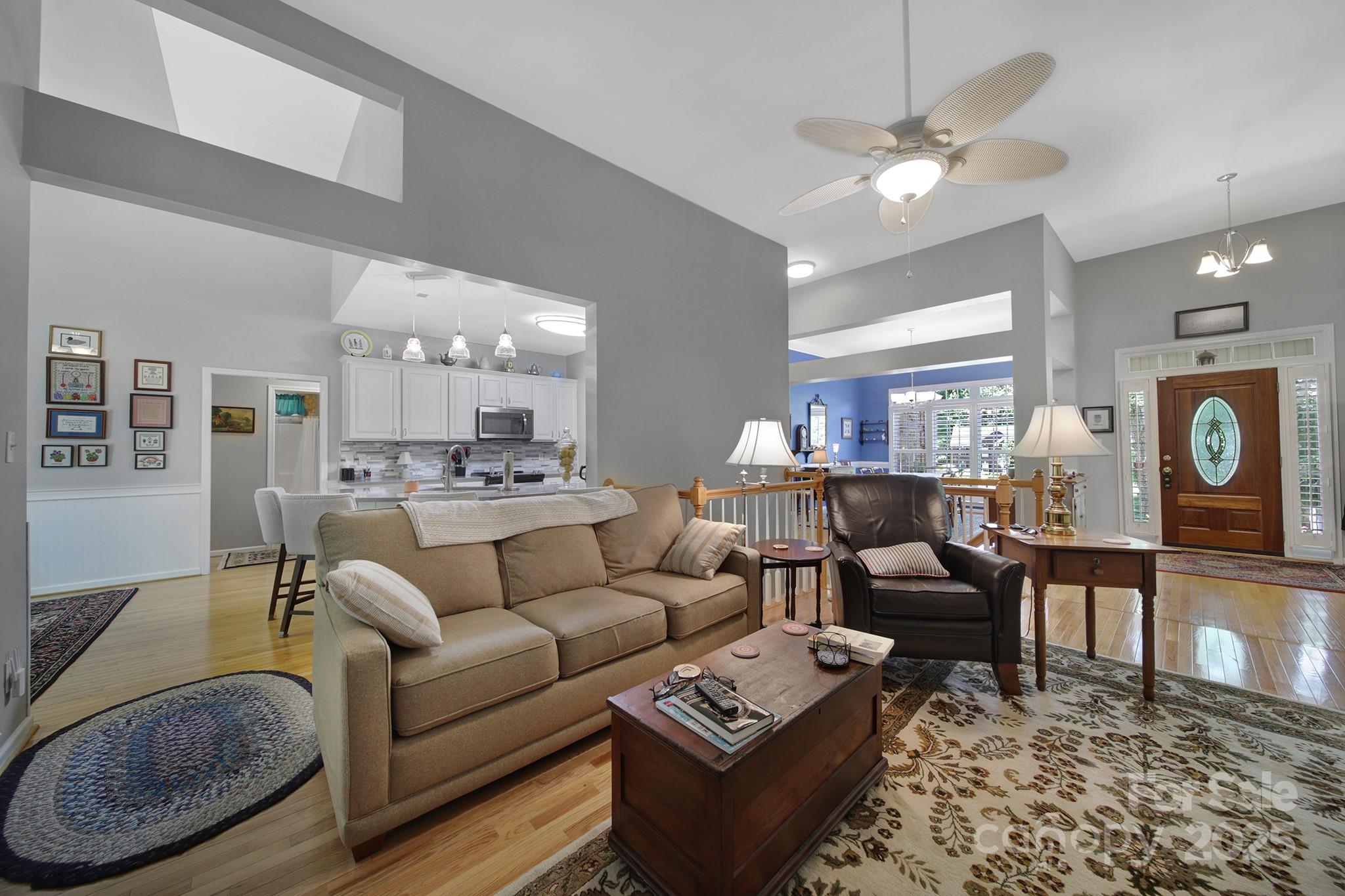 160 Fernbrook Drive