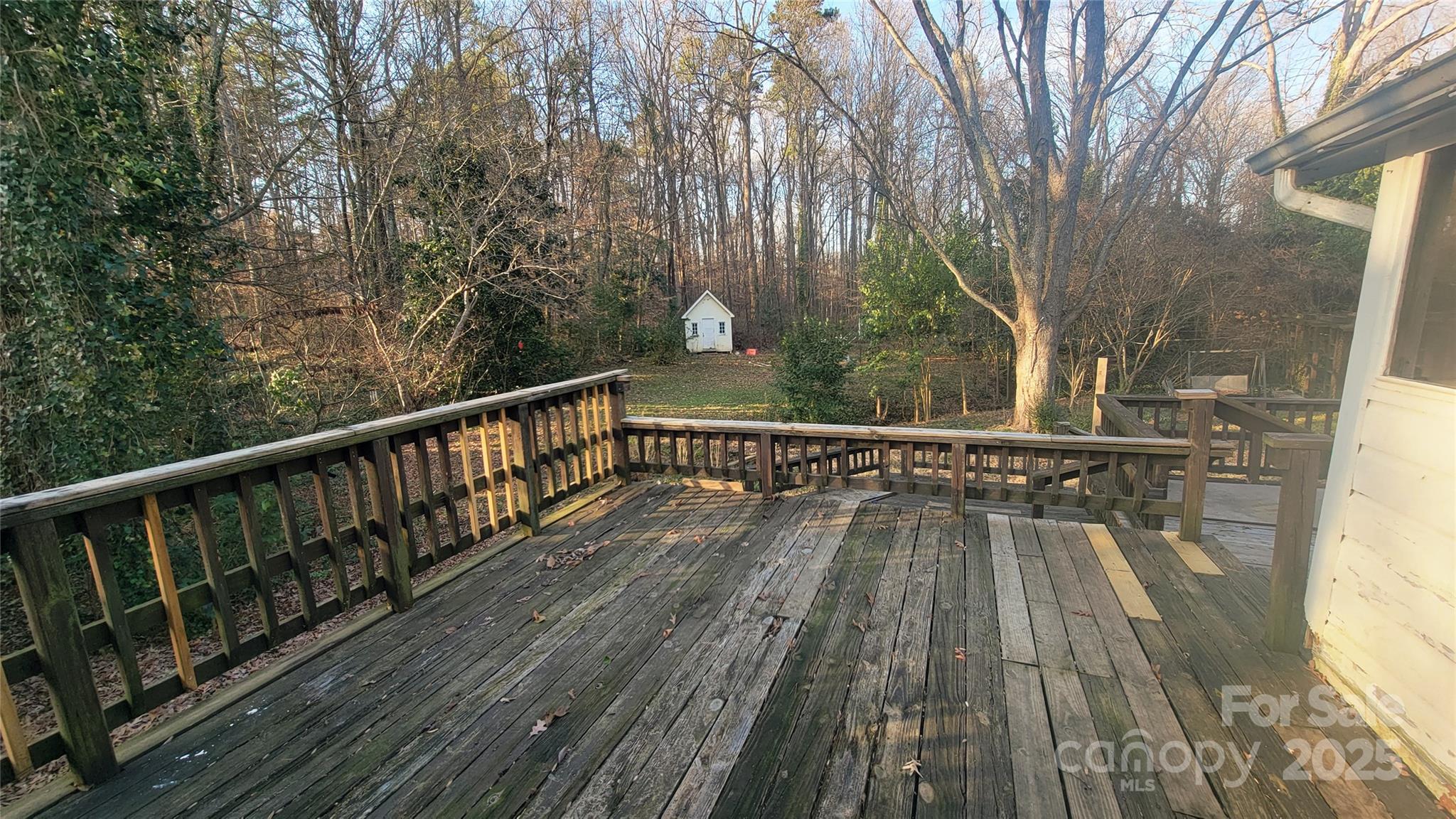 1517 Summerville Road