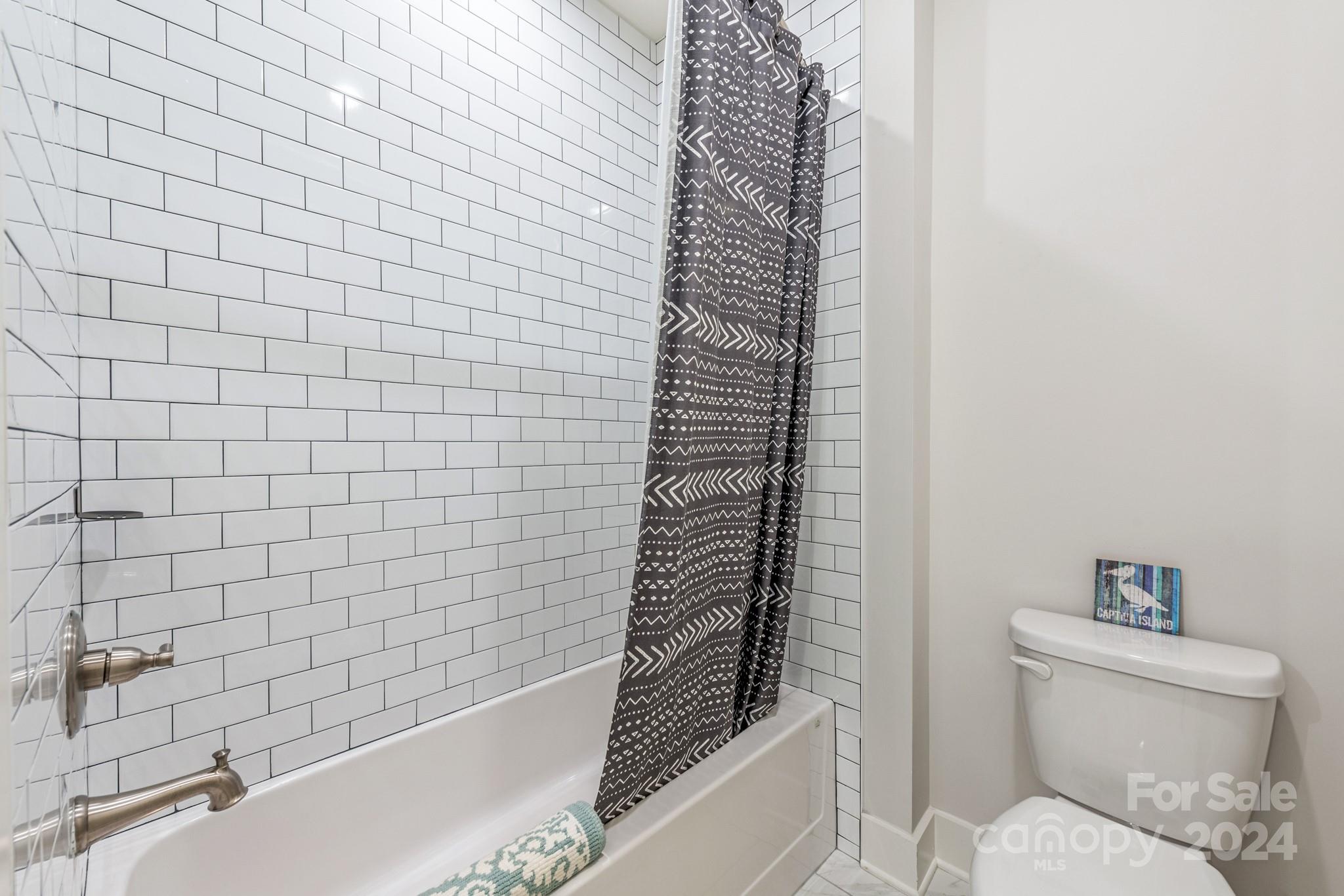 Riverchase Estates - Residential