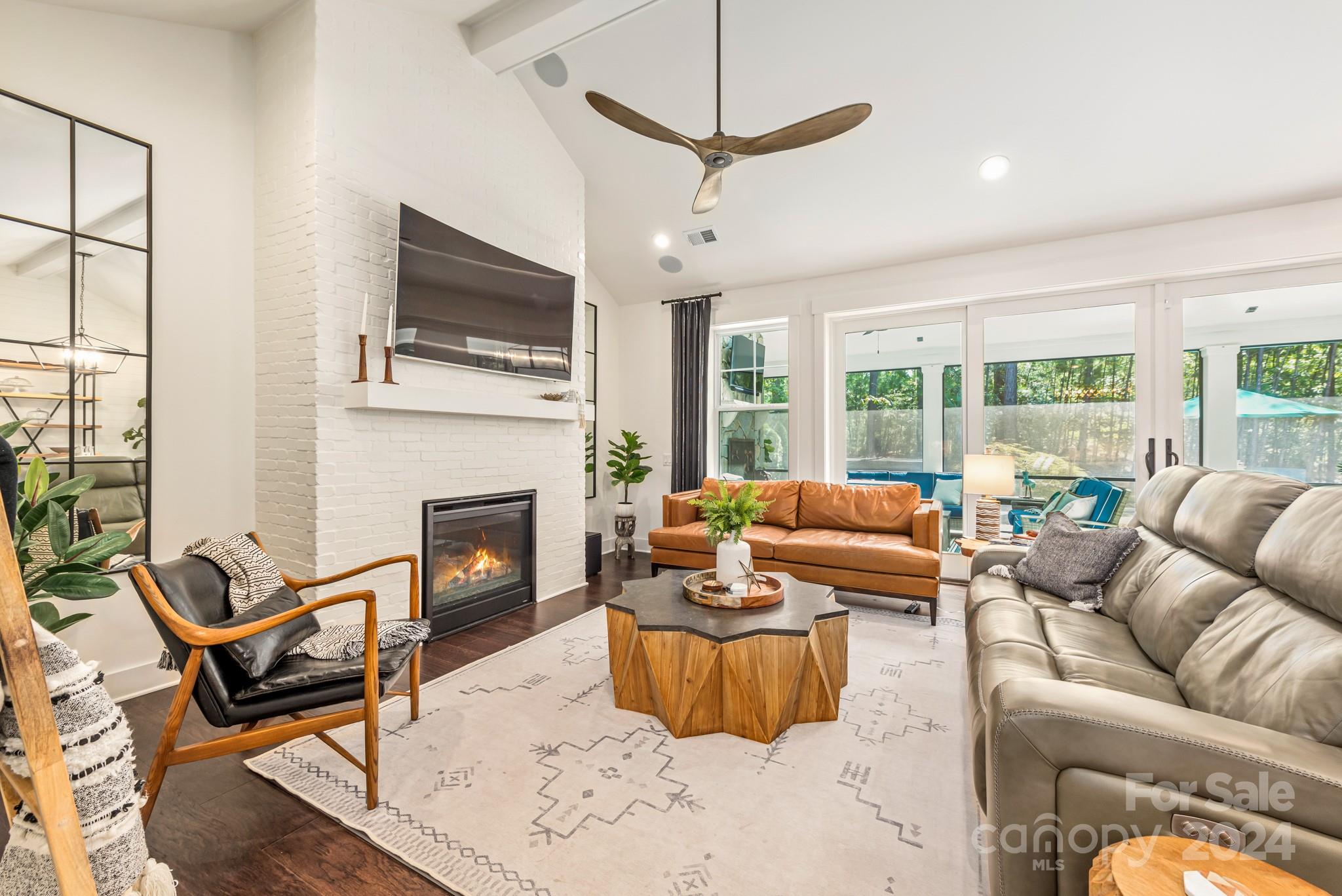 Riverchase Estates - Residential