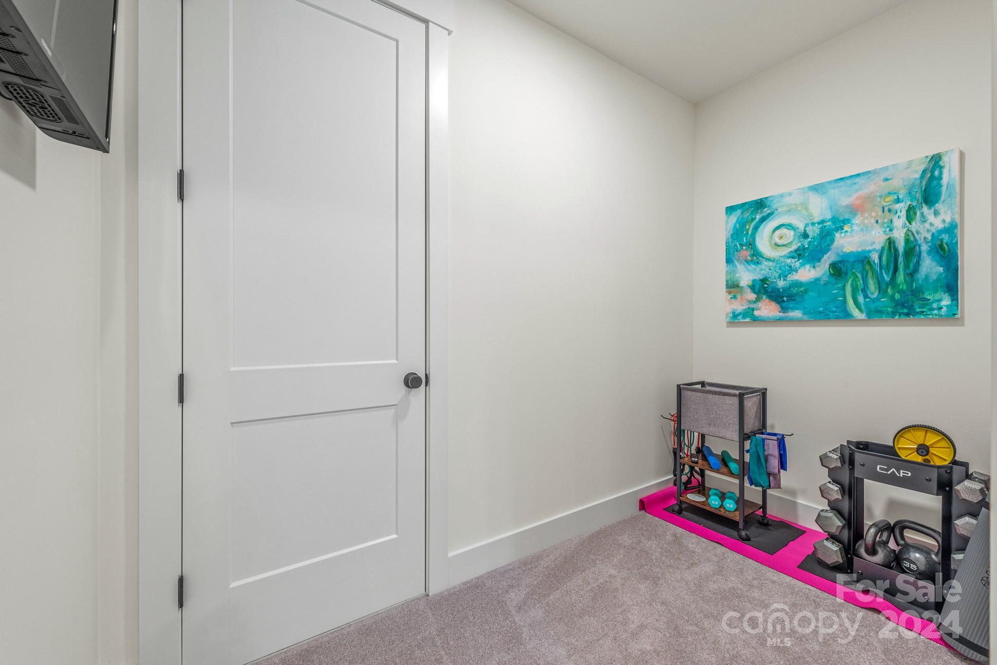 Riverchase Estates - Residential