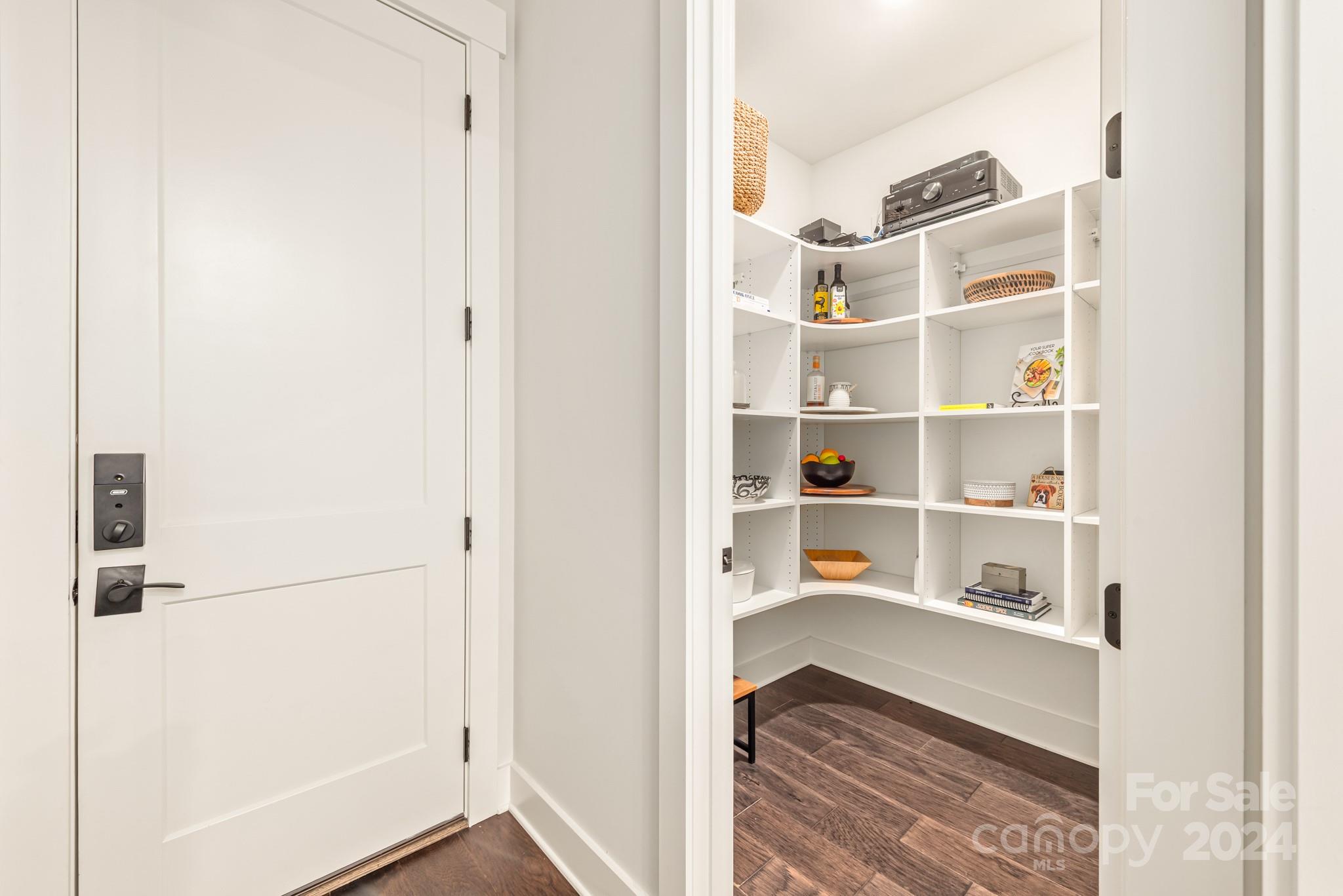 Riverchase Estates - Residential