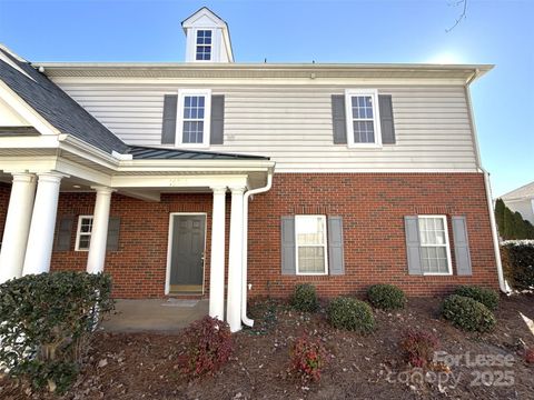 Photo of 15513 Goosefoot Street, Charlotte, NC 28277 (MLS # 4323152)